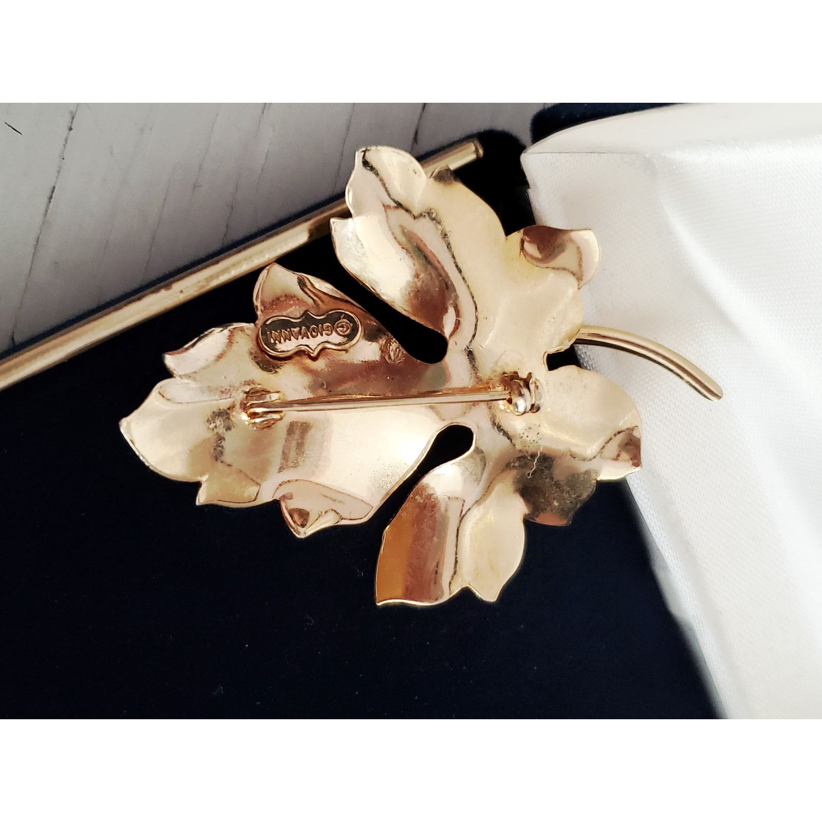 Other Vintage Giovanni Gold-tone Maple Leaf Brooch Size ONE SIZE - 2 Thumbnail