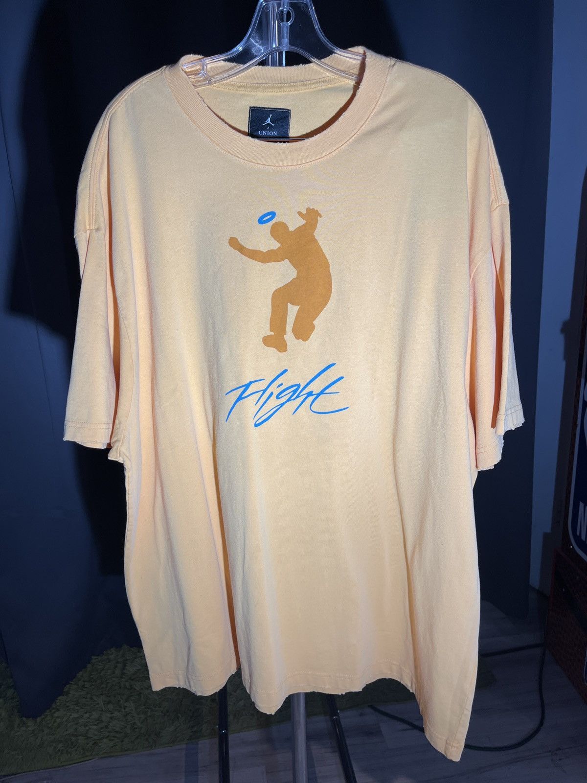 image of Union La X Jordan Flight Tee in Orange, Men's (Size 2XL)