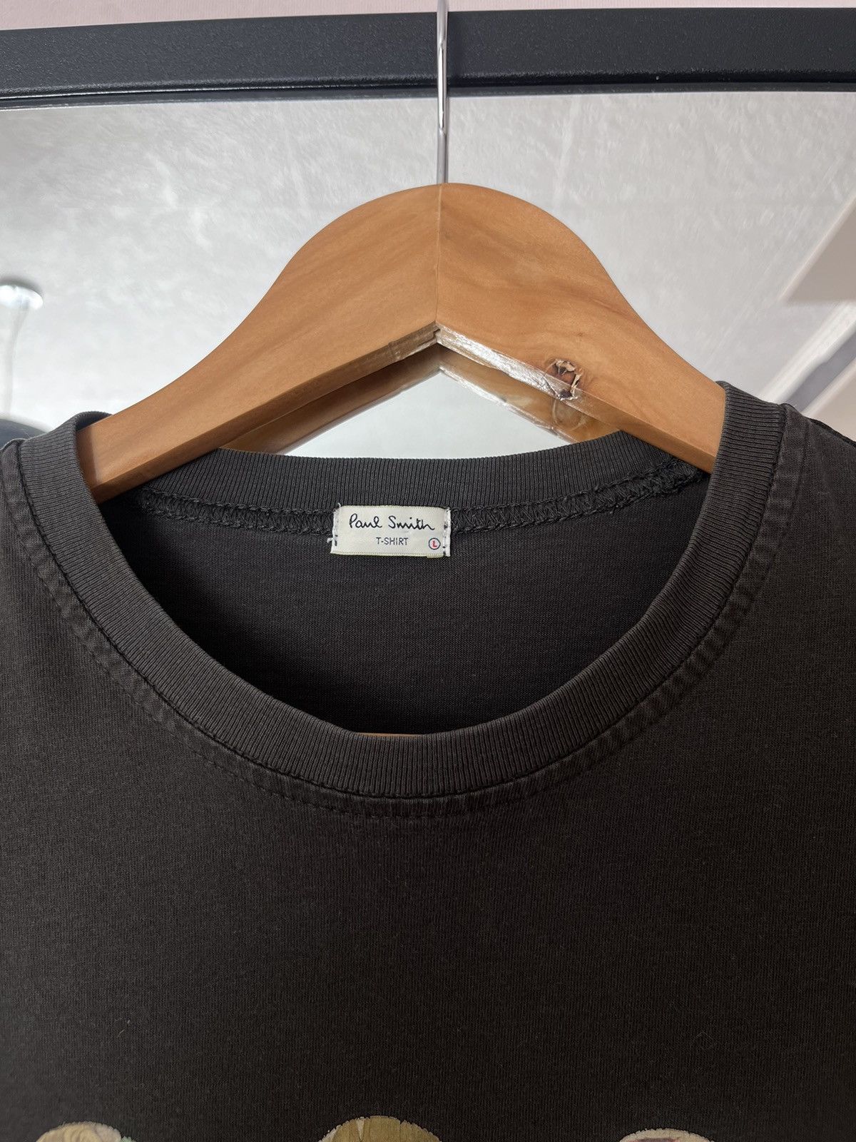Paul Smith Vintage Paul Smith Jeans Skateboard Decks Printed Brown Tee Size US S / EU 44-46 / 1 - 4 Thumbnail