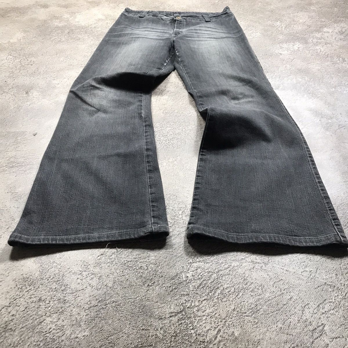 Vintage Y2K Lee Baggy Wide Leg Distressed Jeans Grunge 90s Logo 28 Size 28" / US 6 / IT 42 - 1 Thumbnail