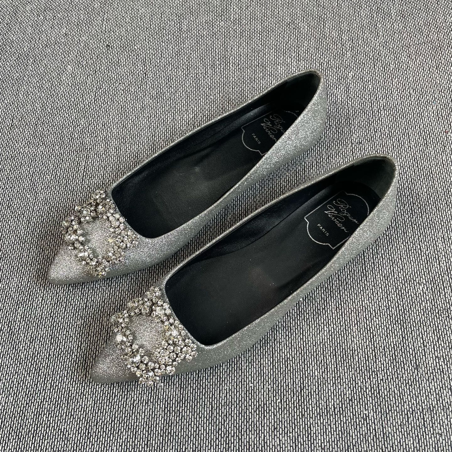Roger Vivier Roger Vivier Crystal Buckle Glitter Flats 37 Size US 7 / IT 37 - 1 Thumbnail