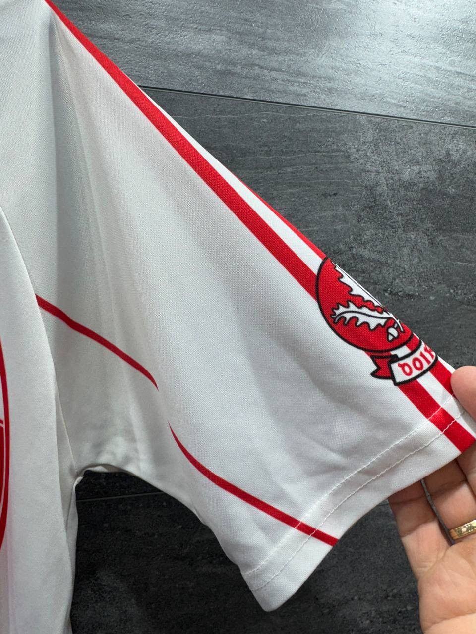 O'Neill GAELIC FOOTBALL GAA DERRY FOOTBALL SHIRT JERSEY O'NEILLS Size US S / EU 44-46 / 1 - 13 Thumbnail