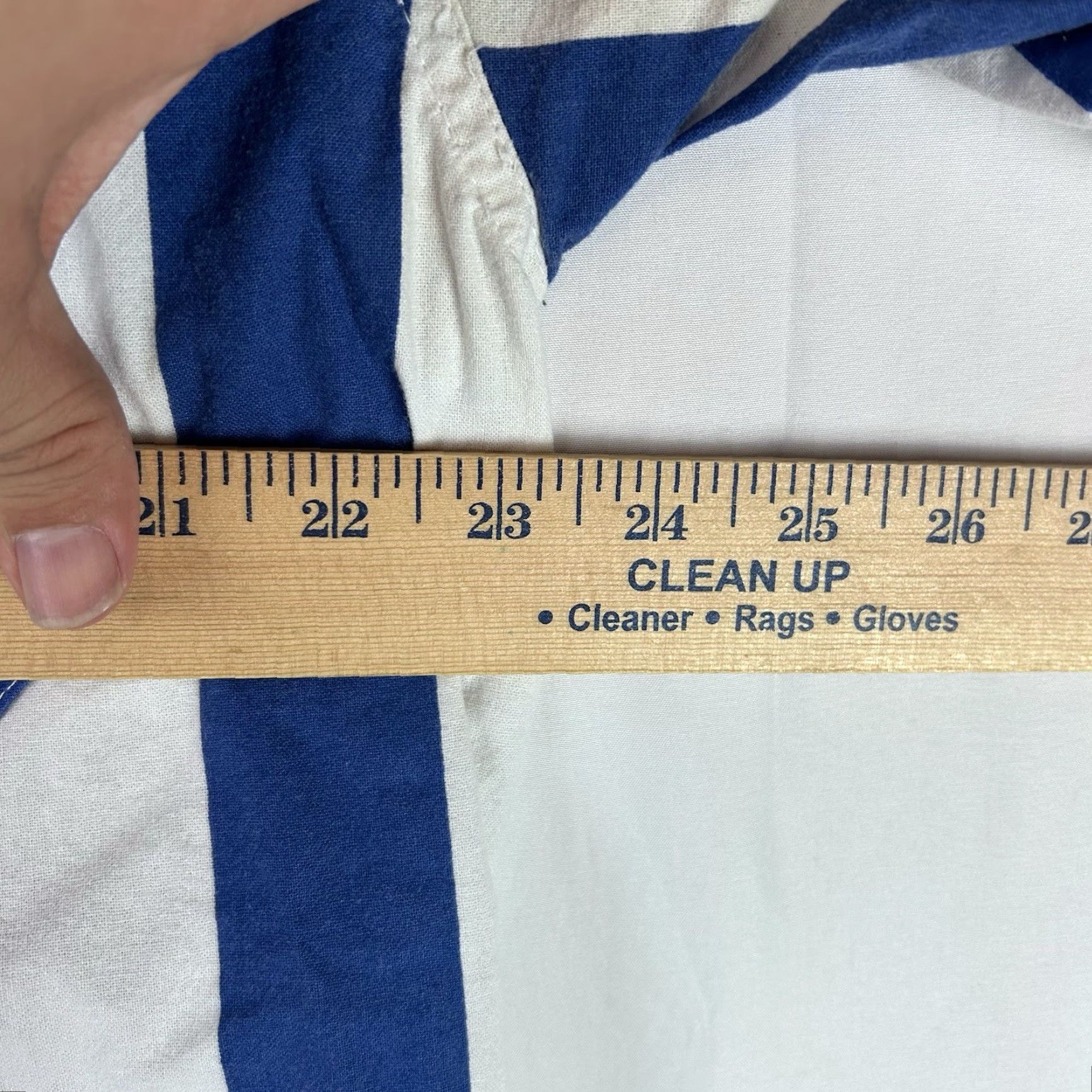 Chubbies Chubbies The Nutter Shirt Mens XL Short Sleeve Button-Up Blue White Striped Size US XL / EU 56 / 4 - 7 Thumbnail