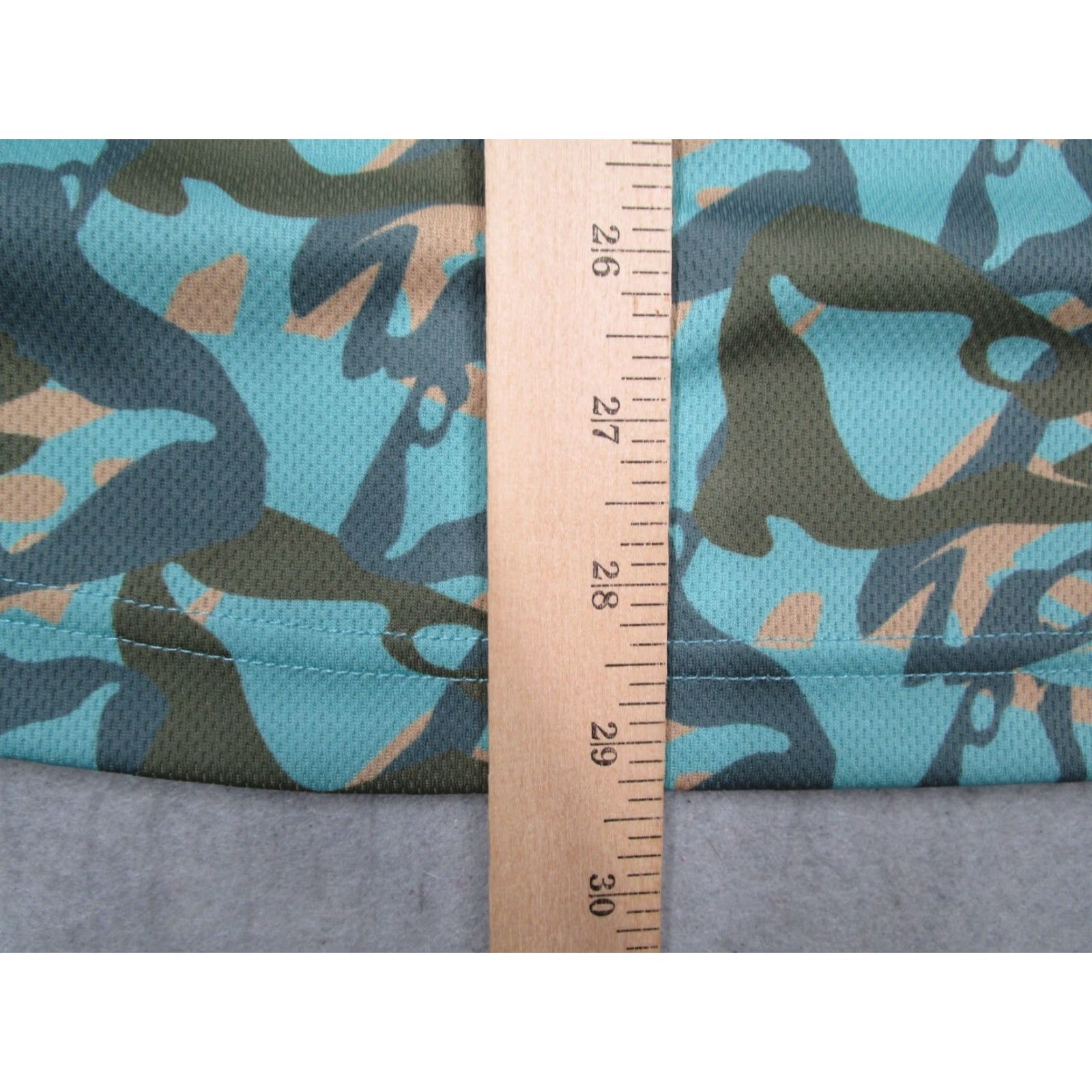Vintage Grundens Mens Large Blue Camo Long Sleeve Crew Neck Shirt Size US L / EU 52-54 / 3 - 7 Thumbnail