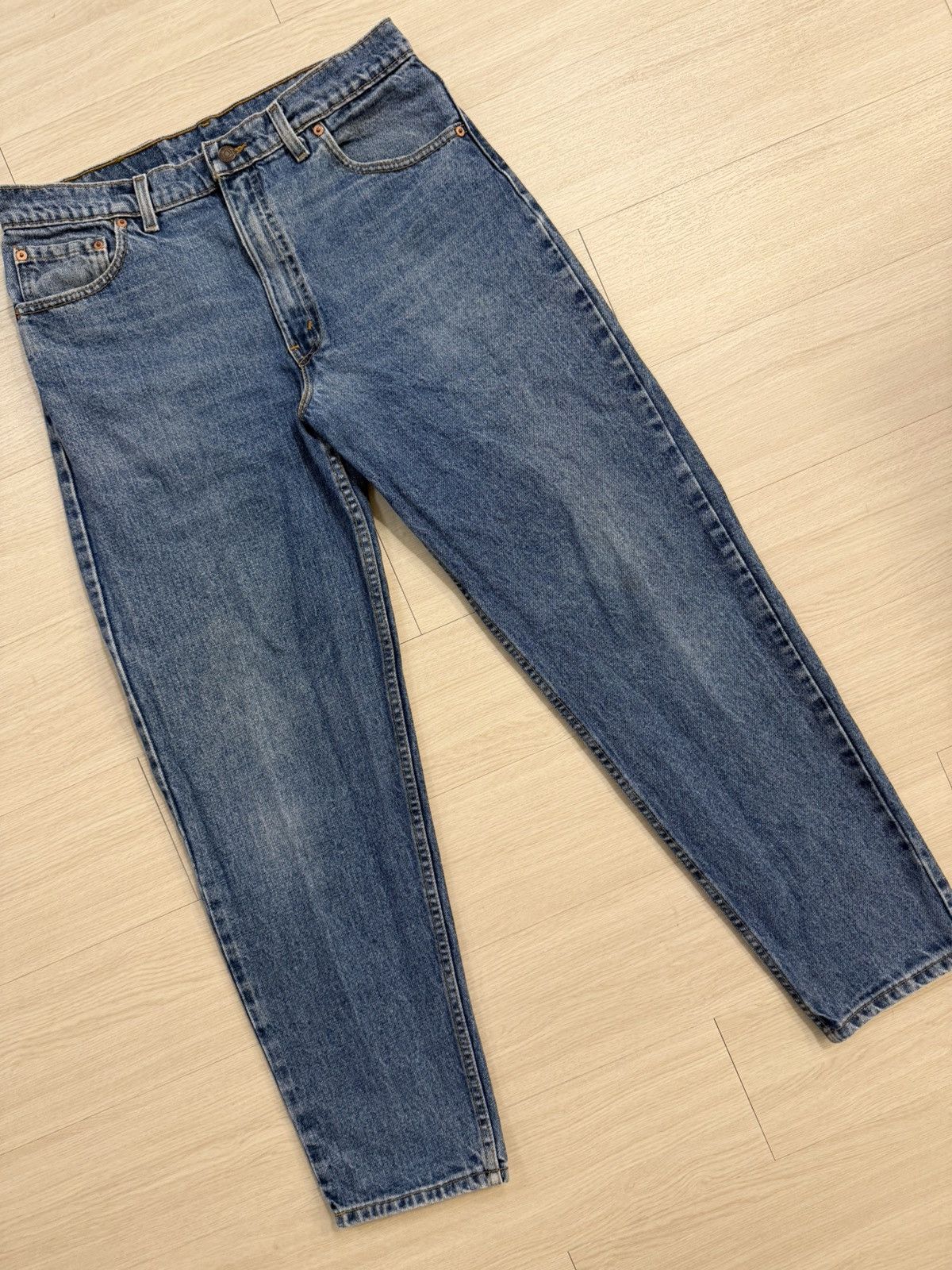 Levi's Vintage Clothing 90’s Levi’s Dark Wash 550 Relaxed Fit Tapered Leg Jeans Size US 36 / EU 52 - 2 Thumbnail