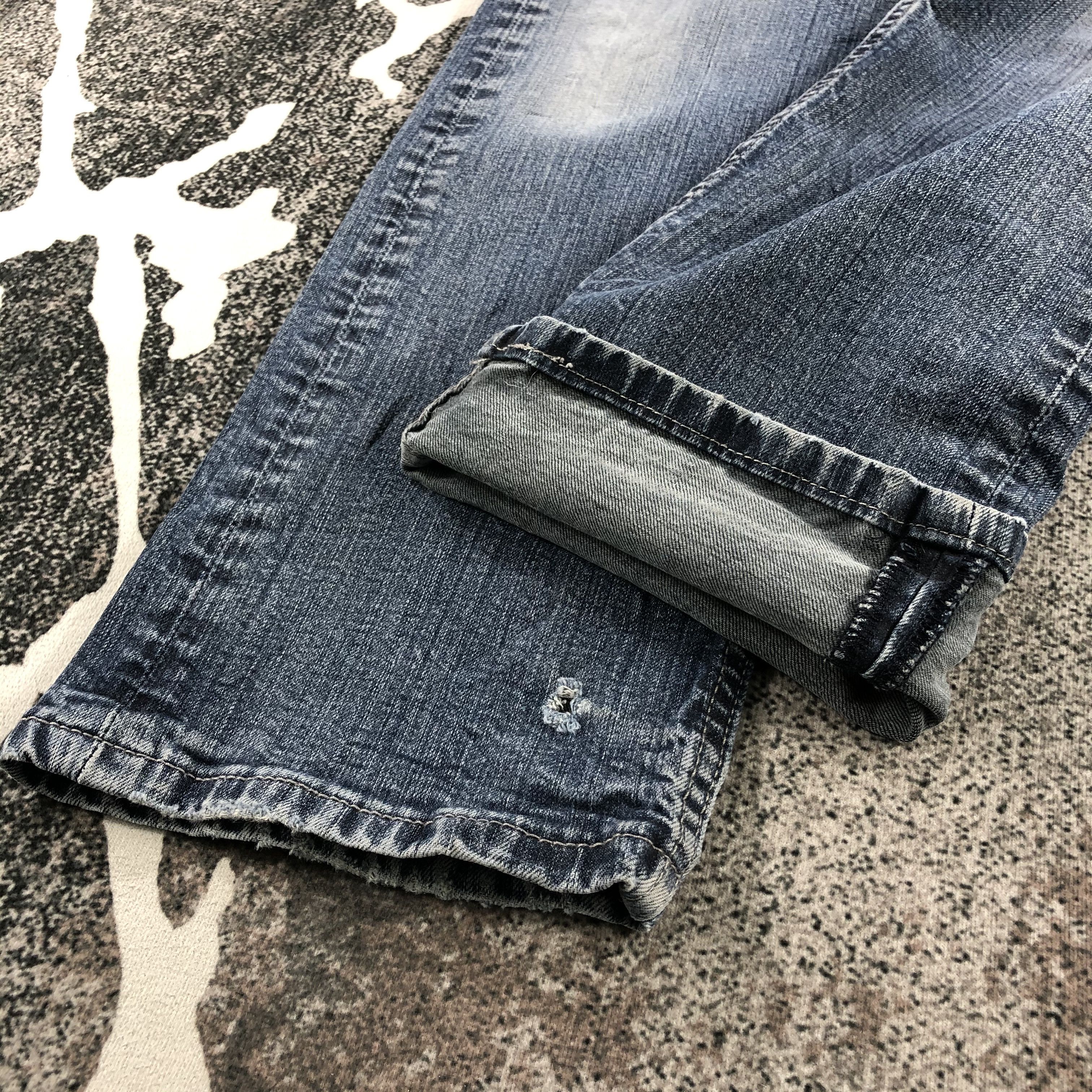 Levi's Vintage Levi's 505 Jeans Distress Faded Blue Denim KJ1027 Size US 32 / EU 48 - 7 Thumbnail
