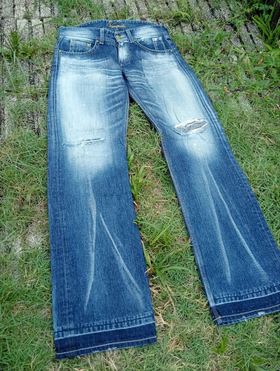 Vanquish Vintage Vanquish Gold Japan Distressed Jeans Size US 34 / EU 50 - 3 Thumbnail