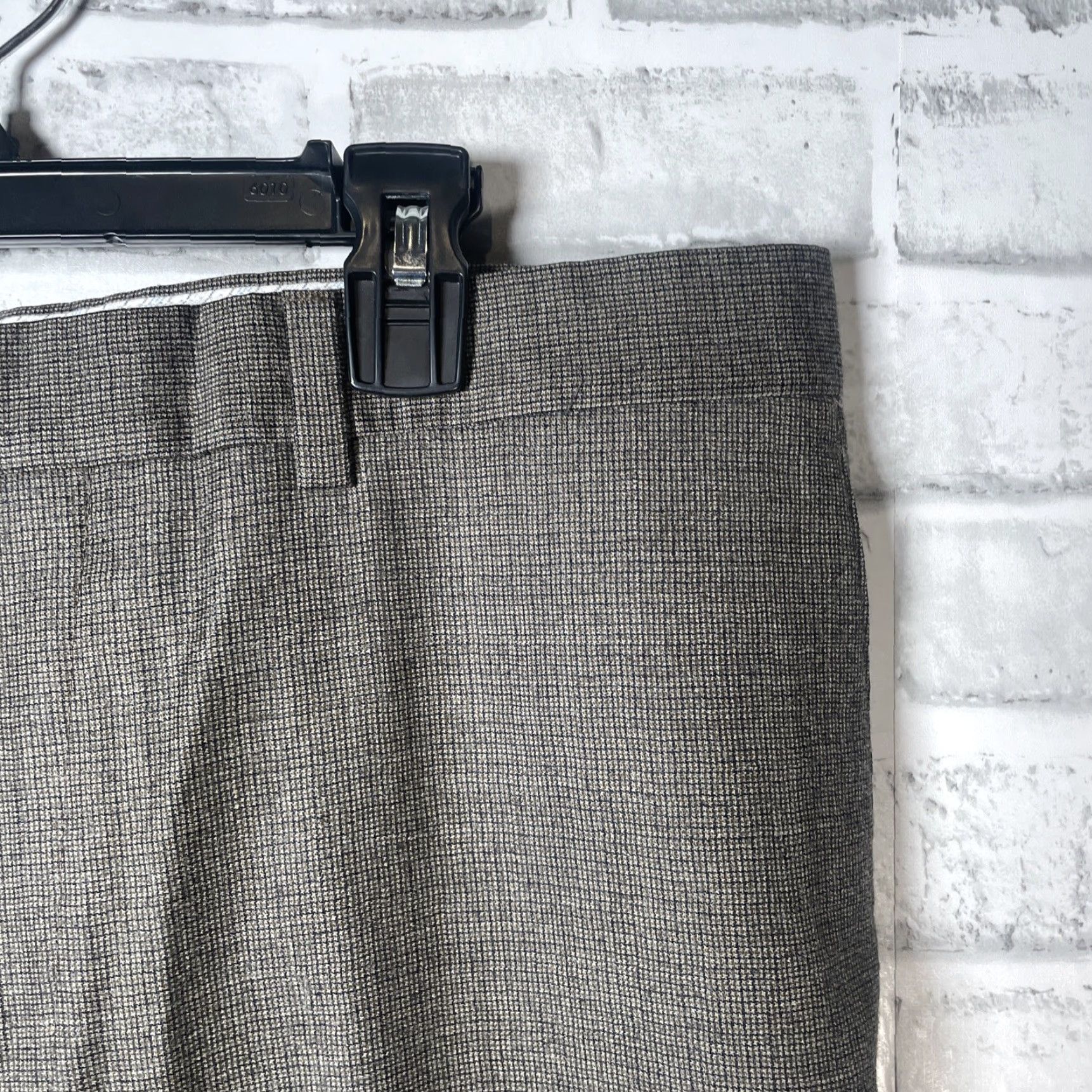 Jack Victor JACK VICTOR Gray Cuffed Dress Pants 100% Wool Mens 35x30 Size US 35 - 2 Thumbnail