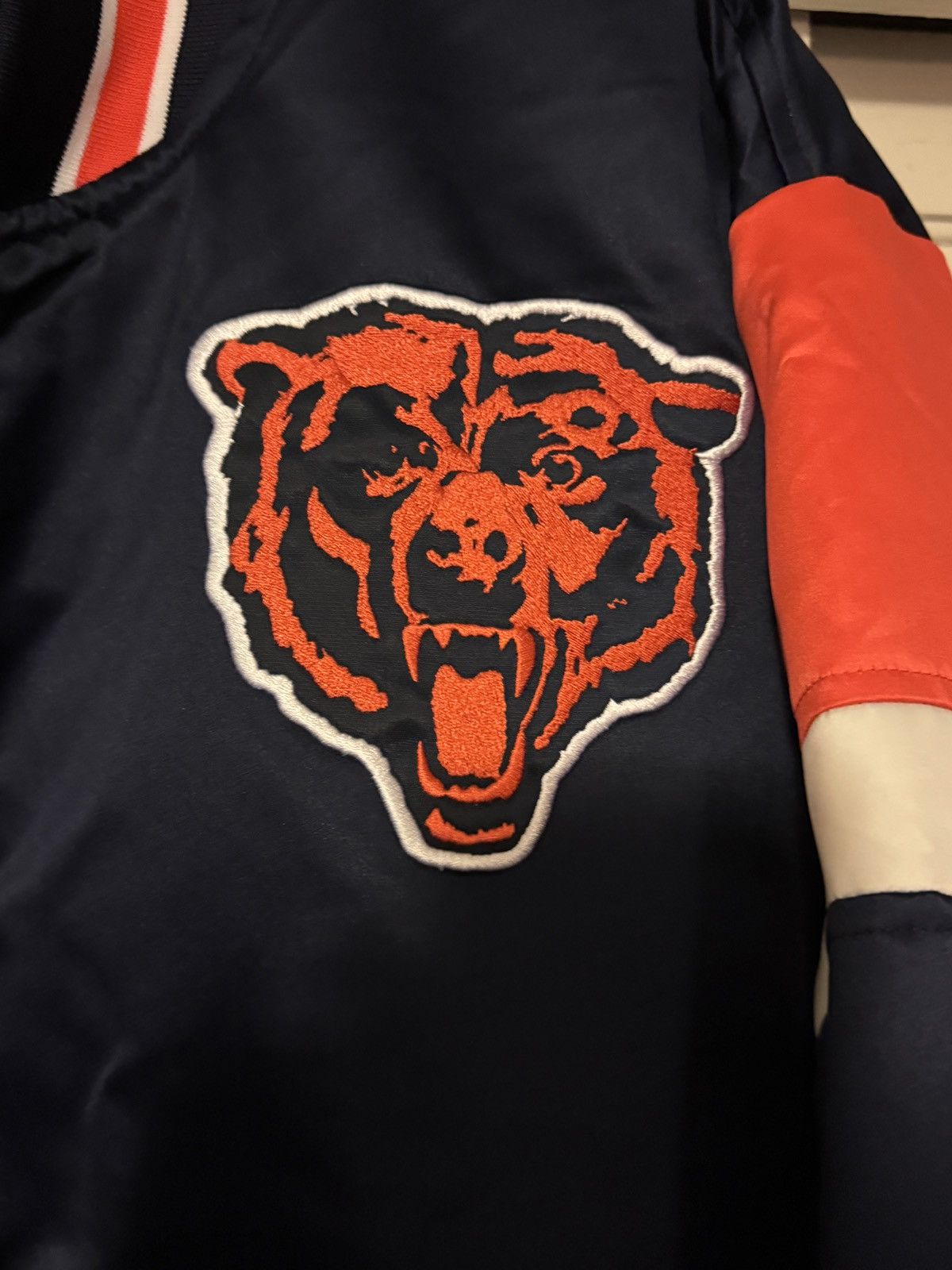 Mitchell & Ness Mitchell & Ness 2XL Chicago Bears NFL Heavy Satin Jacket Size US XXL / EU 58 / 5 - 6 Thumbnail
