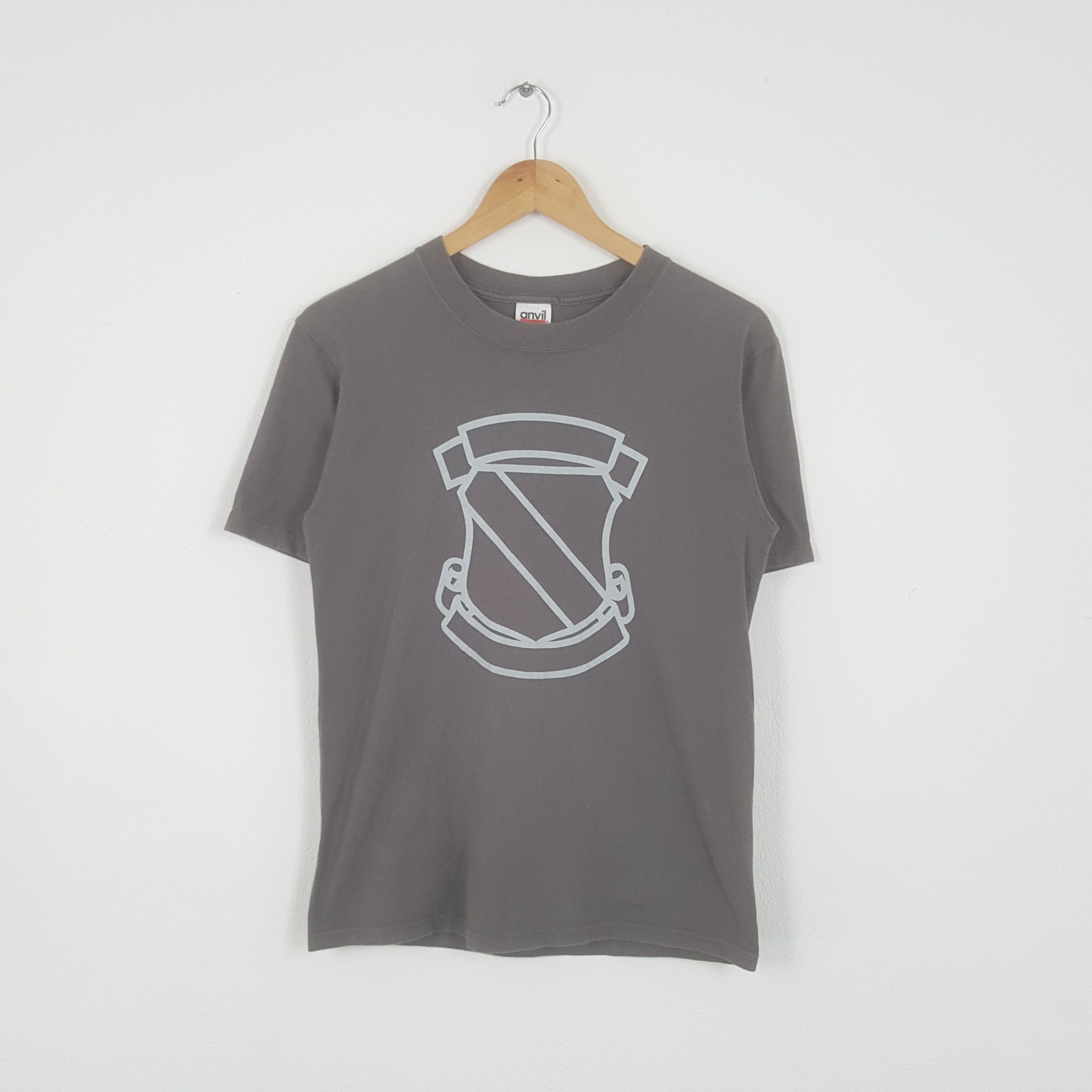 Vintage Shield Logo Number Nine Big Print Tshirt