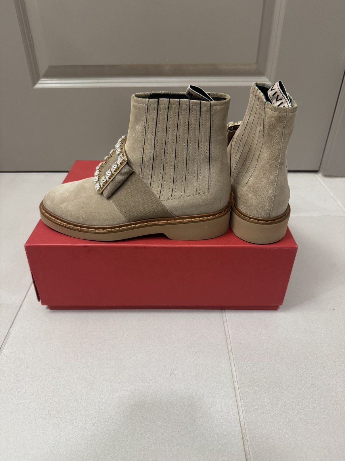 Roger Vivier Roger Vivier Suede Chelsea Boots Women Size 7 Strass Size US 7 / IT 37 - 3 Thumbnail