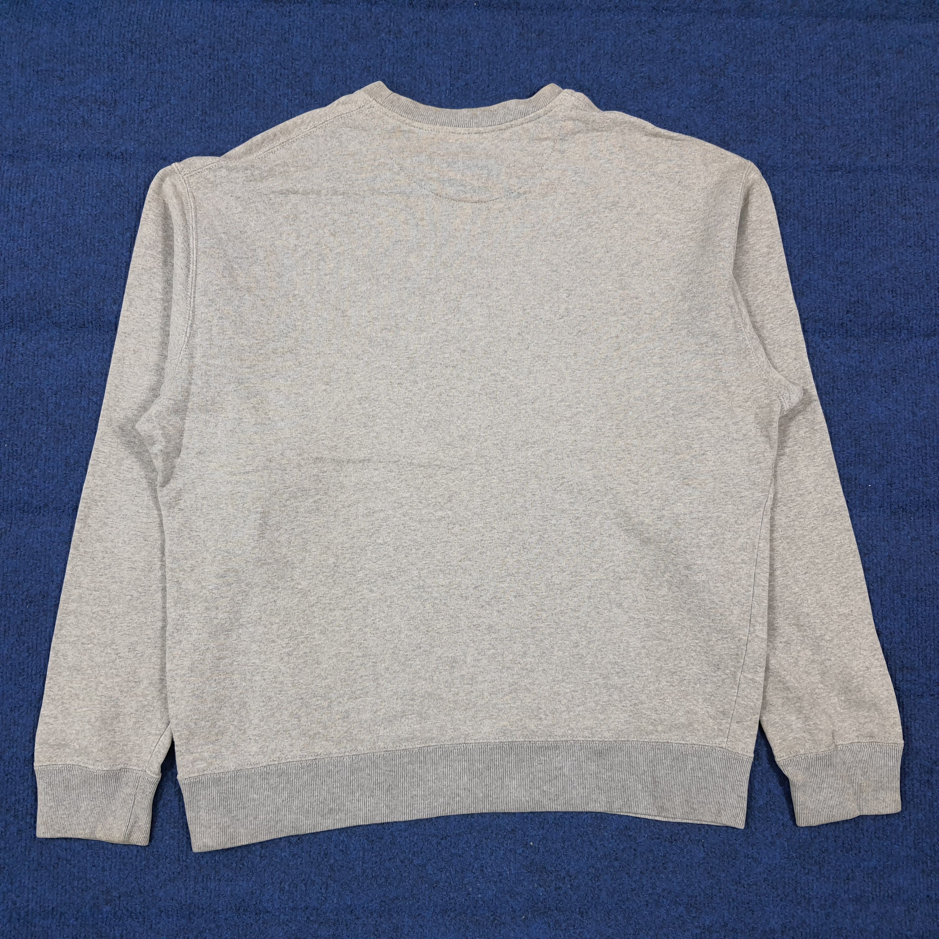 Calvin Klein Vintage Calvin Klein Sweatshirt Embroidered Logo C287N34 Size US M / EU 48-50 / 2 - 3 Thumbnail