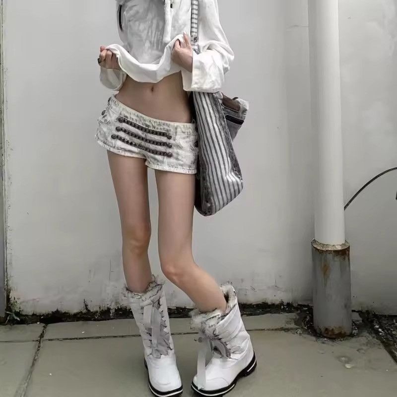 Vintage Y2K gothic punk low waist mini shorts 2000 style Size 26" / US 2 / IT 38 - 2 Thumbnail