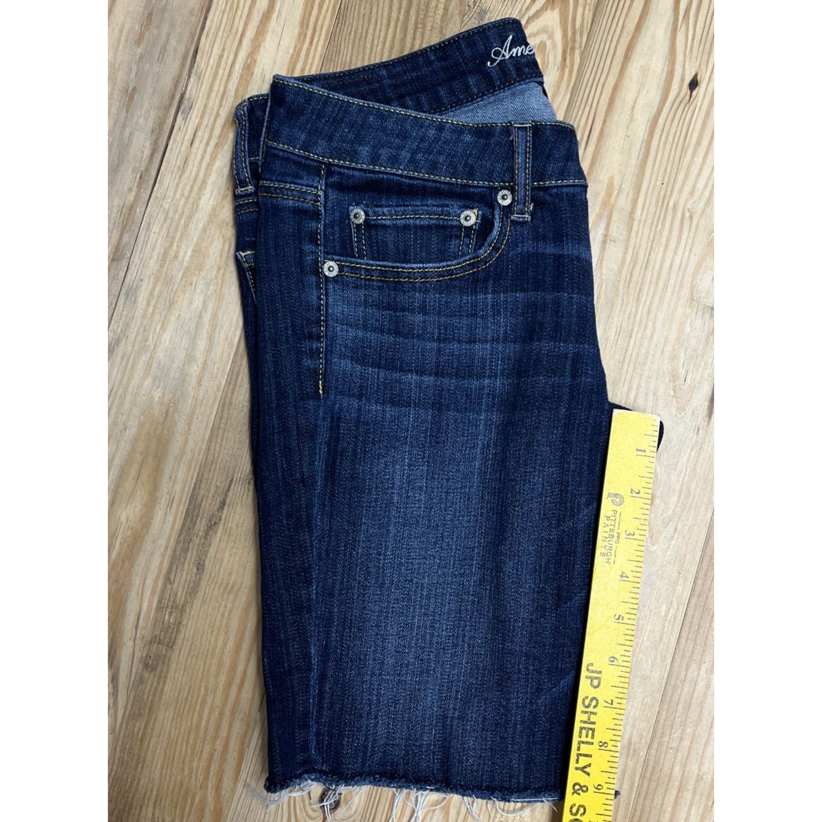 American Eagle Outfitters American Eagle Outfitters Jean Shorts Women’s 8 Distressed Size 30" / US 8 / IT 44 - 6 Thumbnail