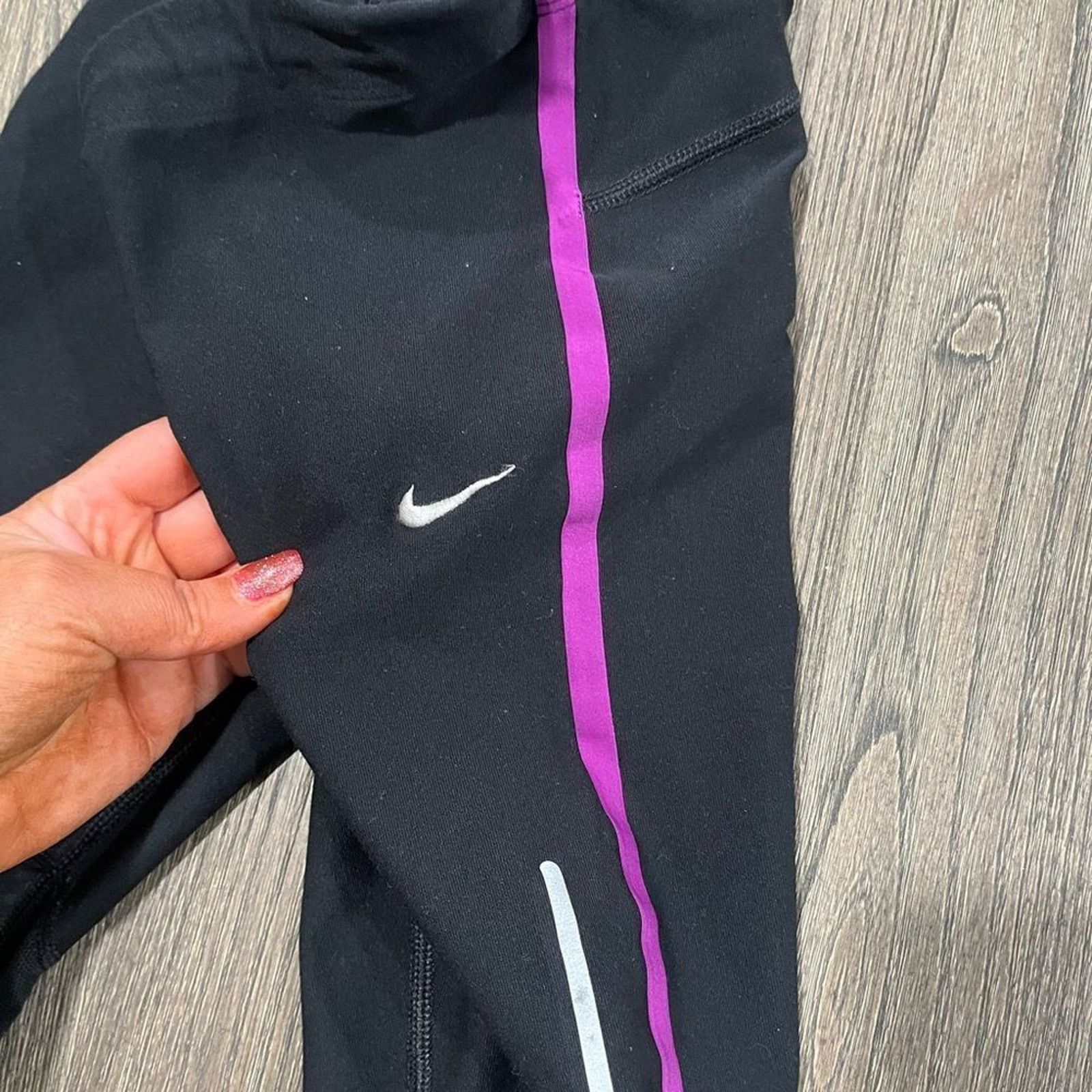 Nike Nike Dri-Fit Athletic Capri Leggings Black Purple Size S Size 24" / US 00 / IT 34 - 2 Thumbnail