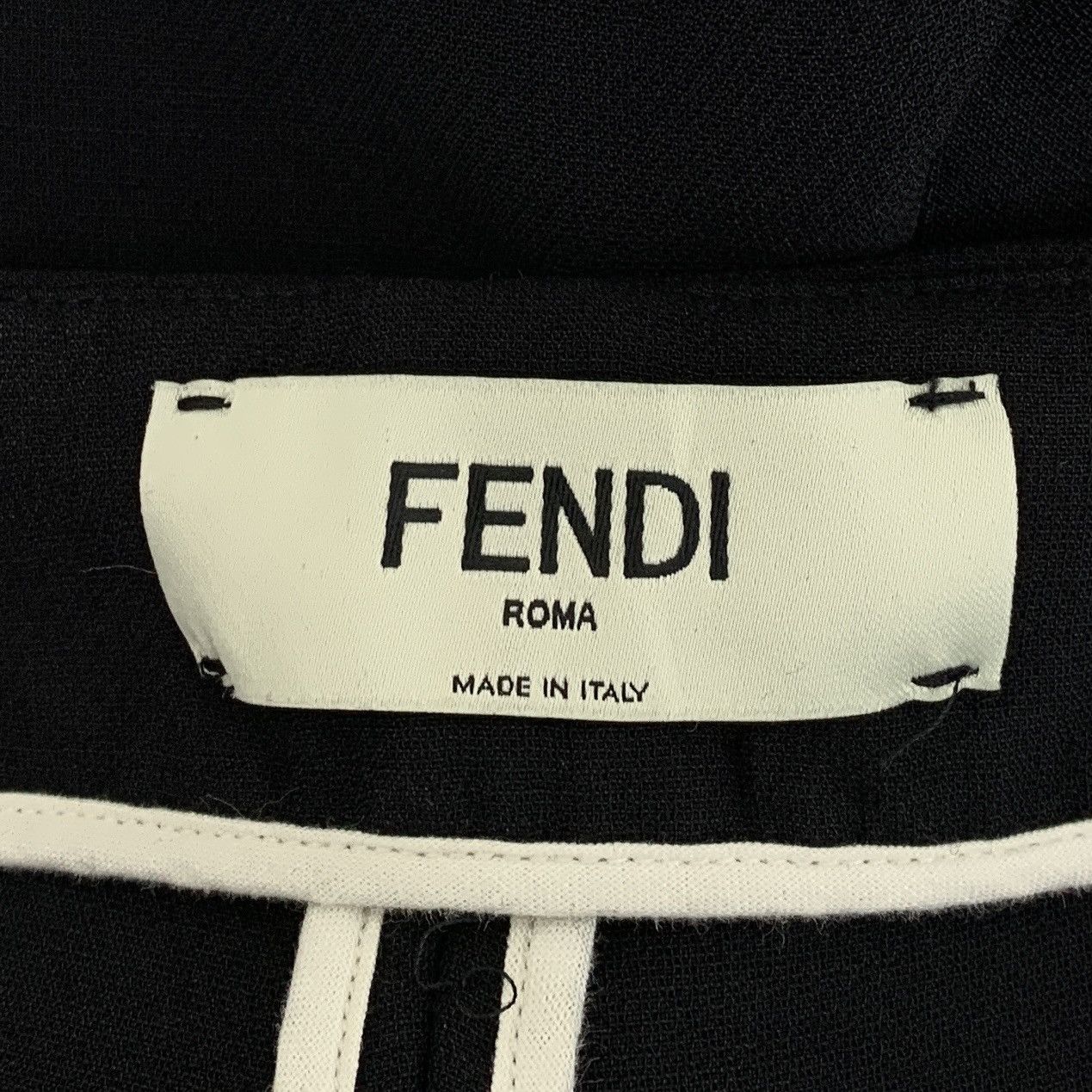 Fendi Fendi Black Side Bow Decorated Casual Shorts K26WX Size 28" / US 6 / IT 42 - 5 Thumbnail