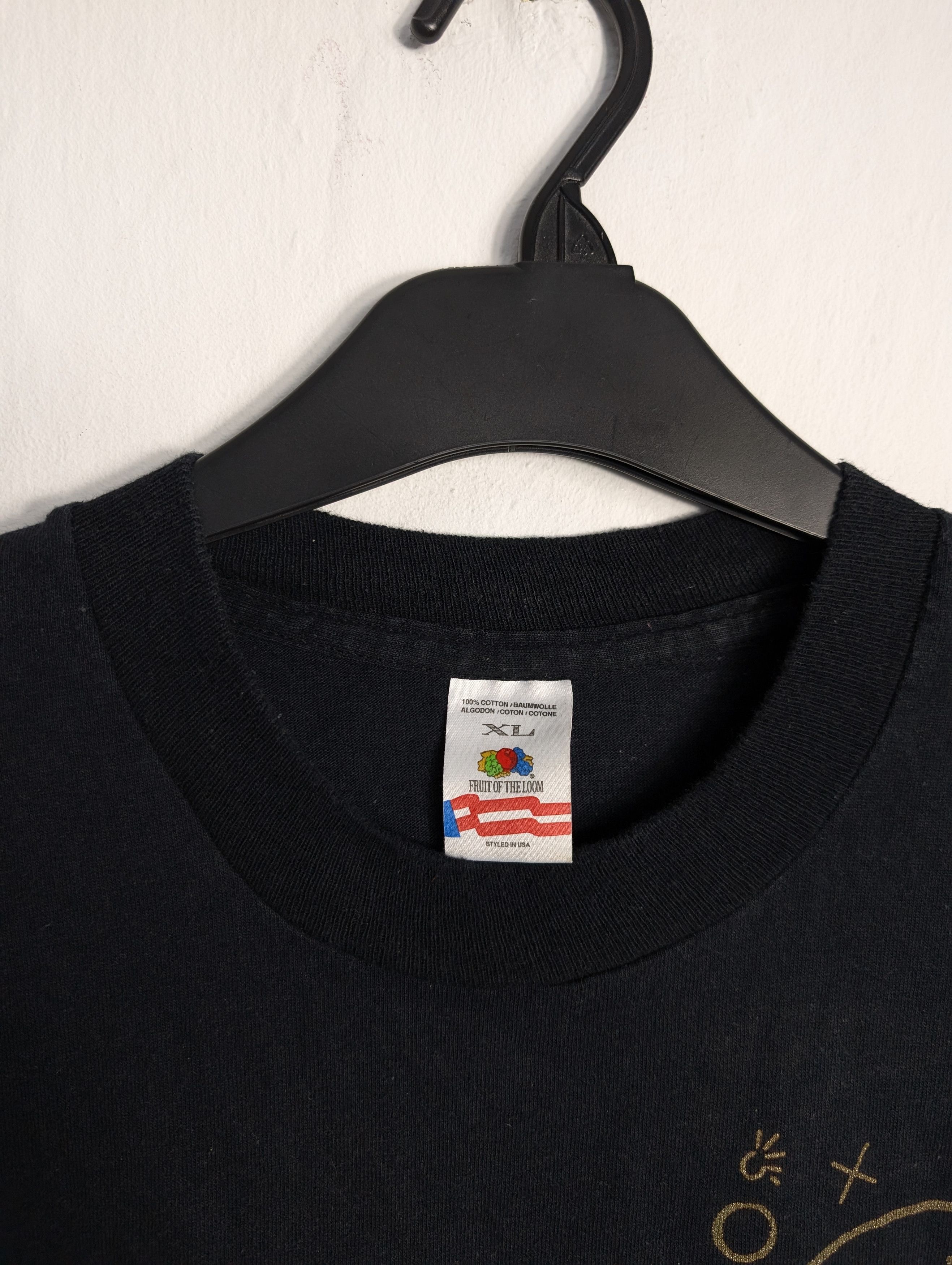 Vintage Vintage 90s T-Shirt Single Stitch Alt Pub Football Punk Size US XL / EU 56 / 4 - 5 Thumbnail