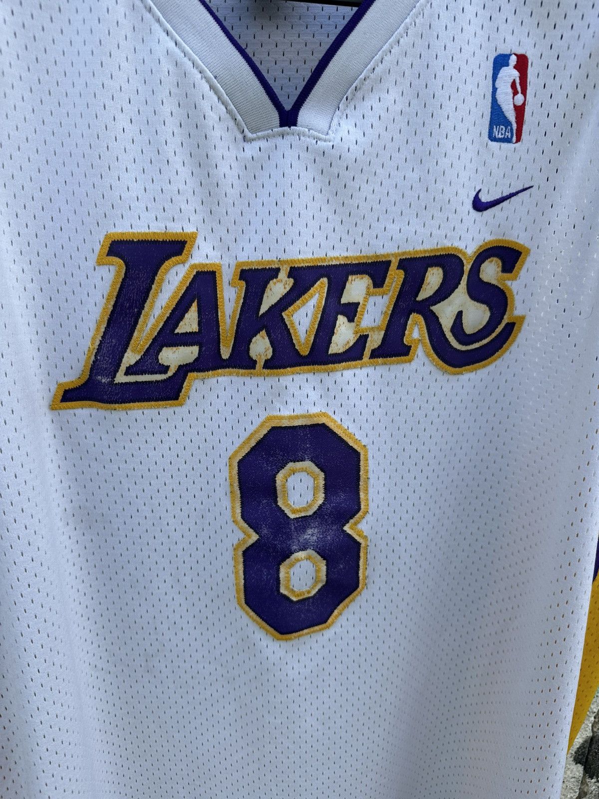 Nike × Vintage NIKE KOBE BRYANT #8 LOS ANGELES LAKERS NBA JERSEY Size XXL Size US XXL / EU 58 / 5 - 3 Thumbnail