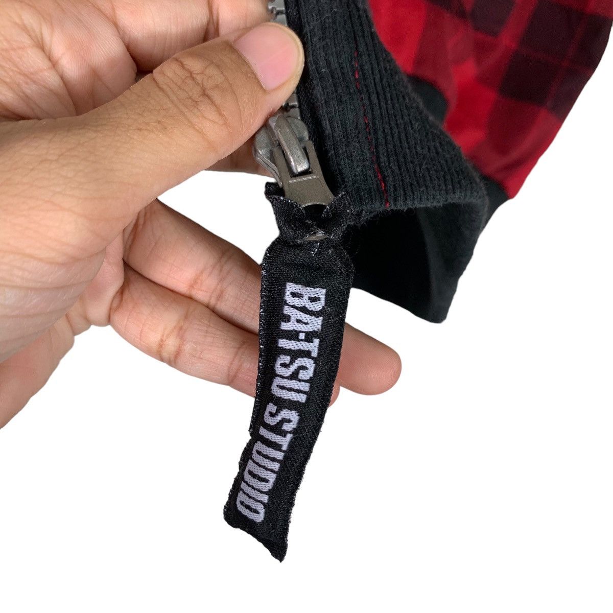 Japanese Brand BATSU STUDIO Big Logo Tartan Zipper Hoodies #0806-C36 Size US M / EU 48-50 / 2 - 15 Thumbnail