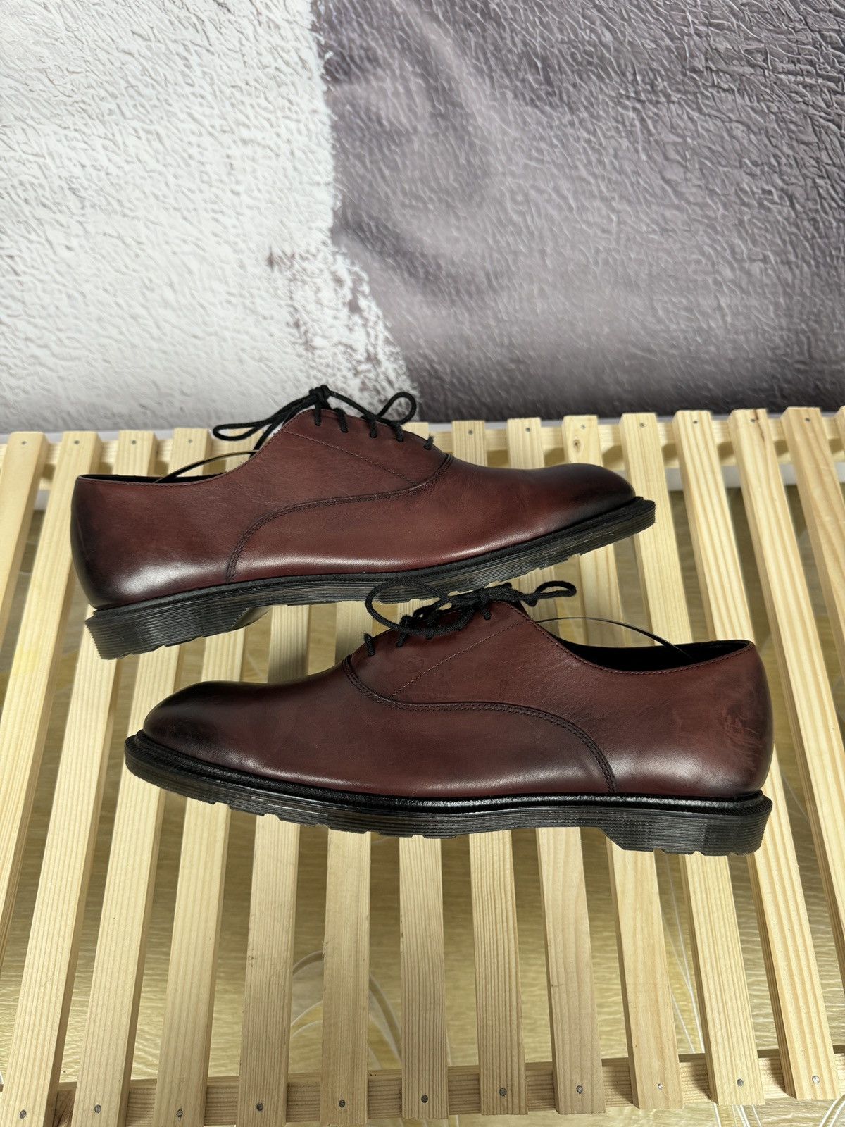 Dr. Martens Dr.Martnes AW501 leather Oxford classic leather shoes Size US 11 / EU 44 - 6 Thumbnail