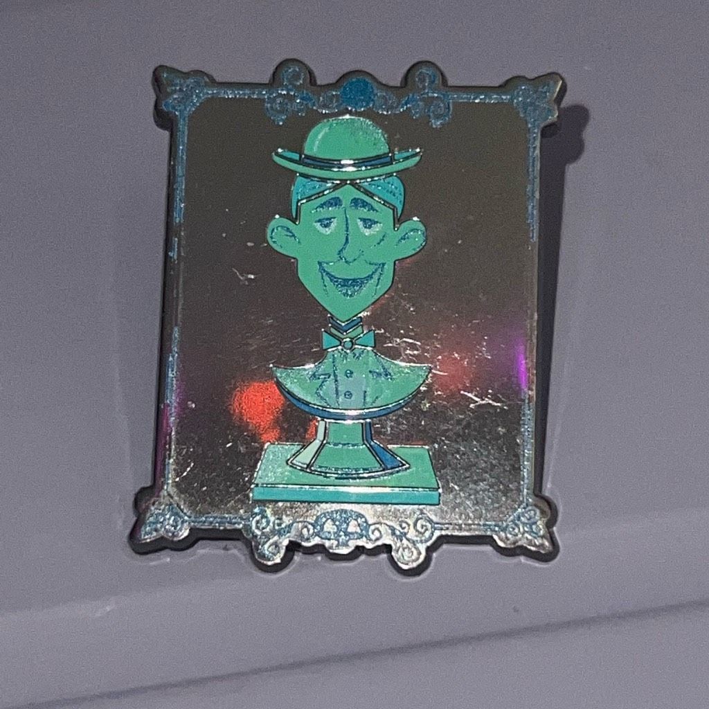 Disney Disney Parks DISNEY PIN HAUNTED MANSION SINGING BUST COUSIN Size ONE SIZE - 2 Thumbnail