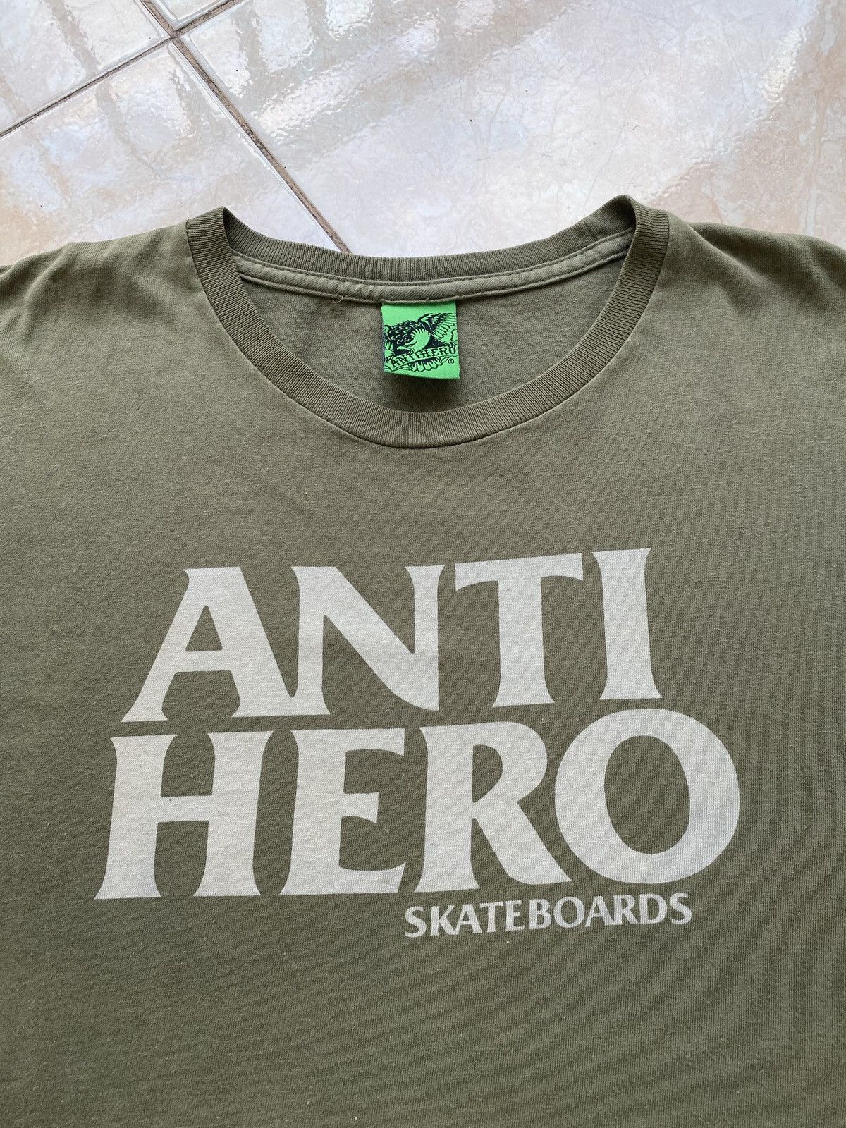 Antihero Antihero skateboard tee vintage 00's not birdhouse flip Size US L / EU 52-54 / 3 - 2 Thumbnail