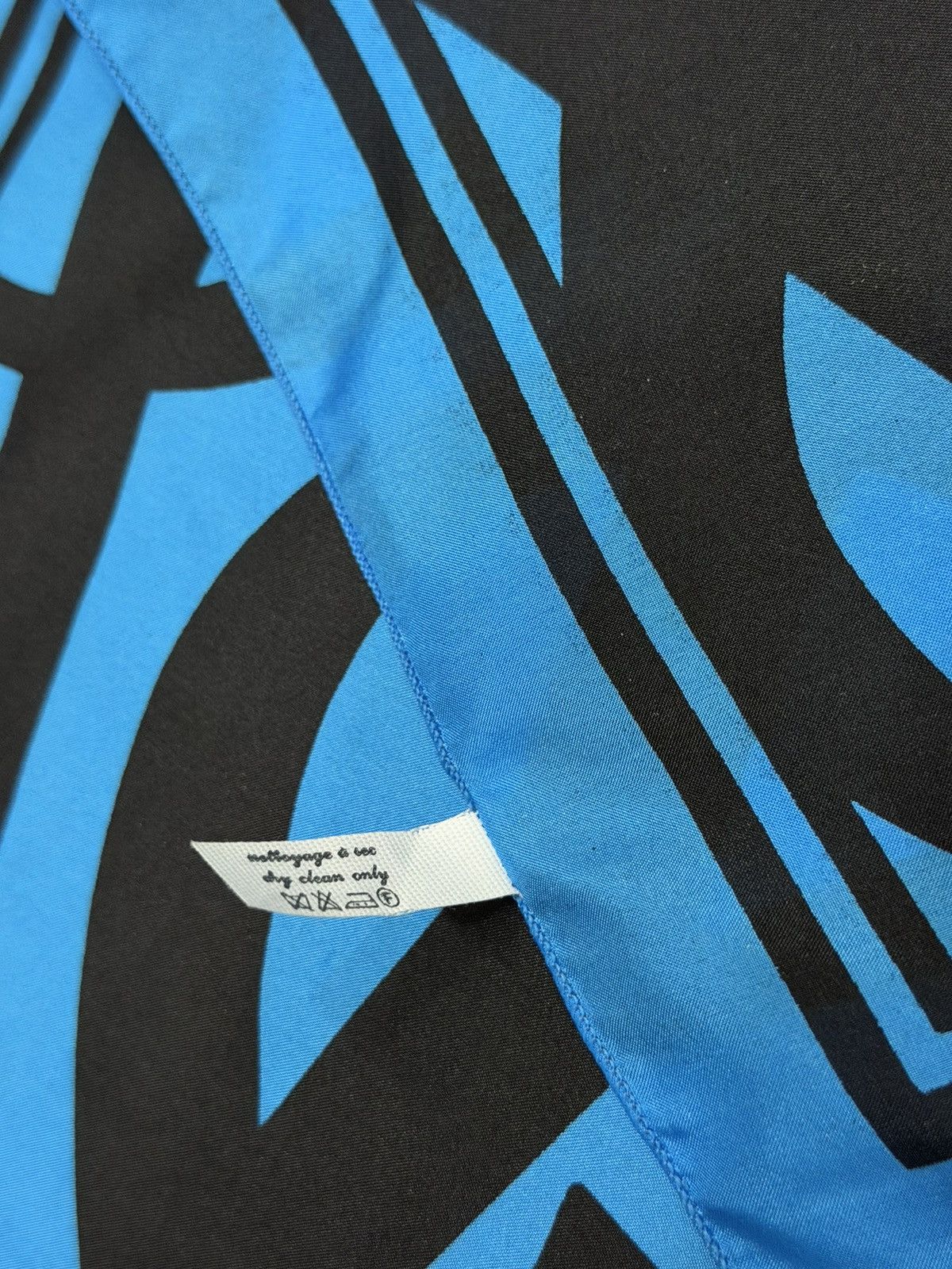 Saint Laurent Paris SAINT LAURENT Tom Ford 2002 Silk Bandana Logo Scarf Hedi ysl Size ONE SIZE - 8 Thumbnail