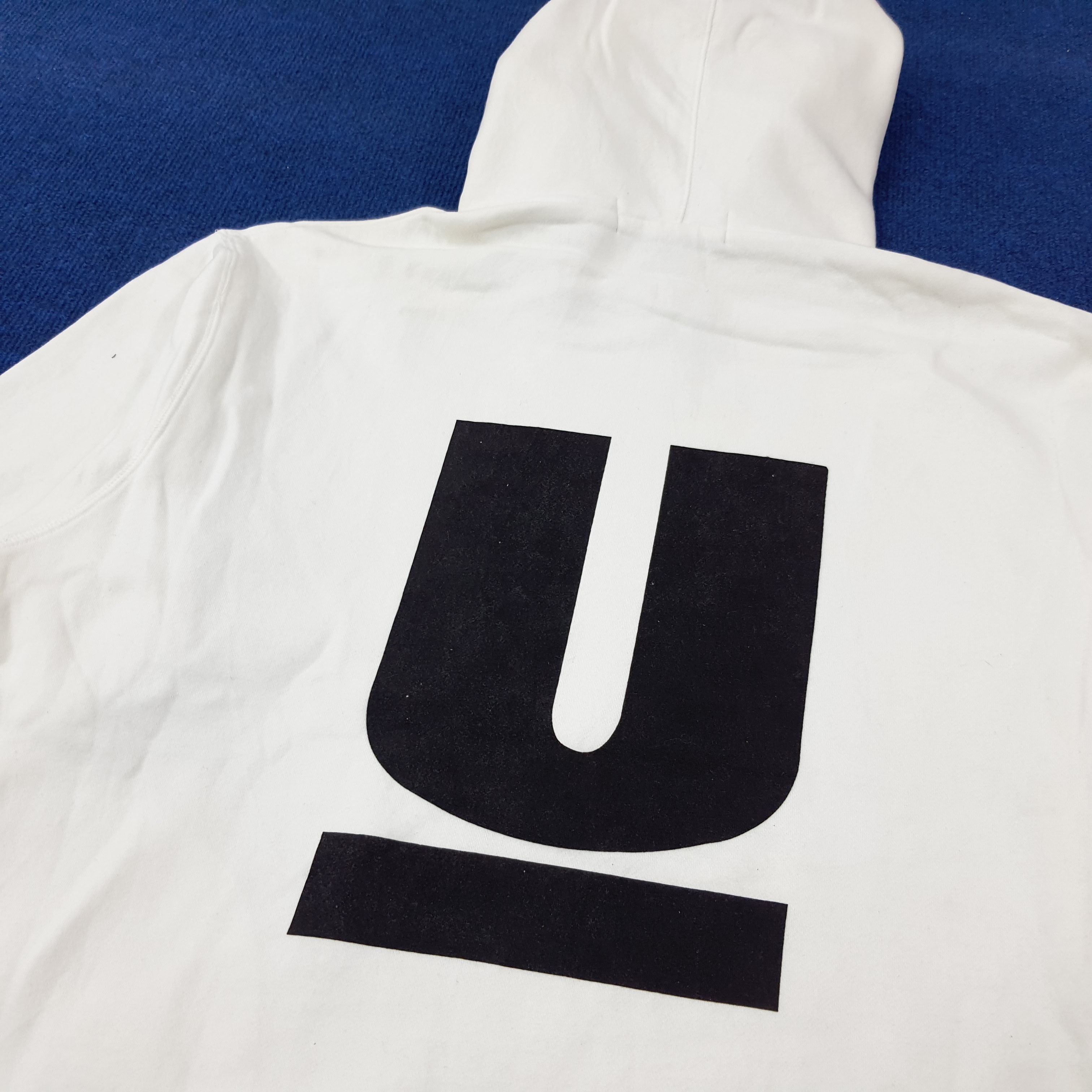 Japanese Brand × Undercover × Vintage Vintage GU x Undercover Japanese Brand Hoodie Sweatshirts Size US L / EU 52-54 / 3 - 5 Thumbnail