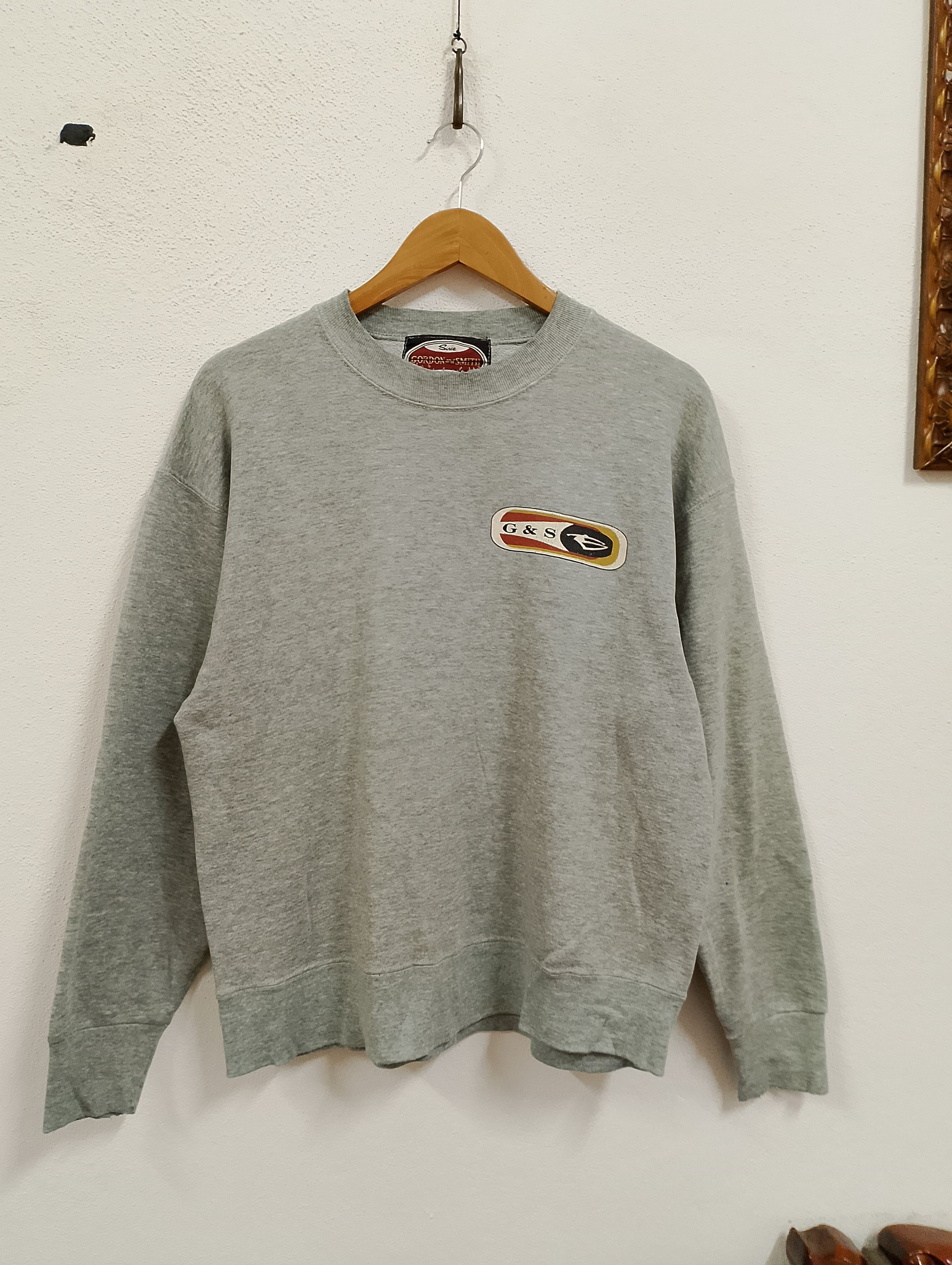 Vintage Vintage Gordon & Smith Surf Co. Sweatshirt Distressed Size US M / EU 48-50 / 2 - 1 Thumbnail