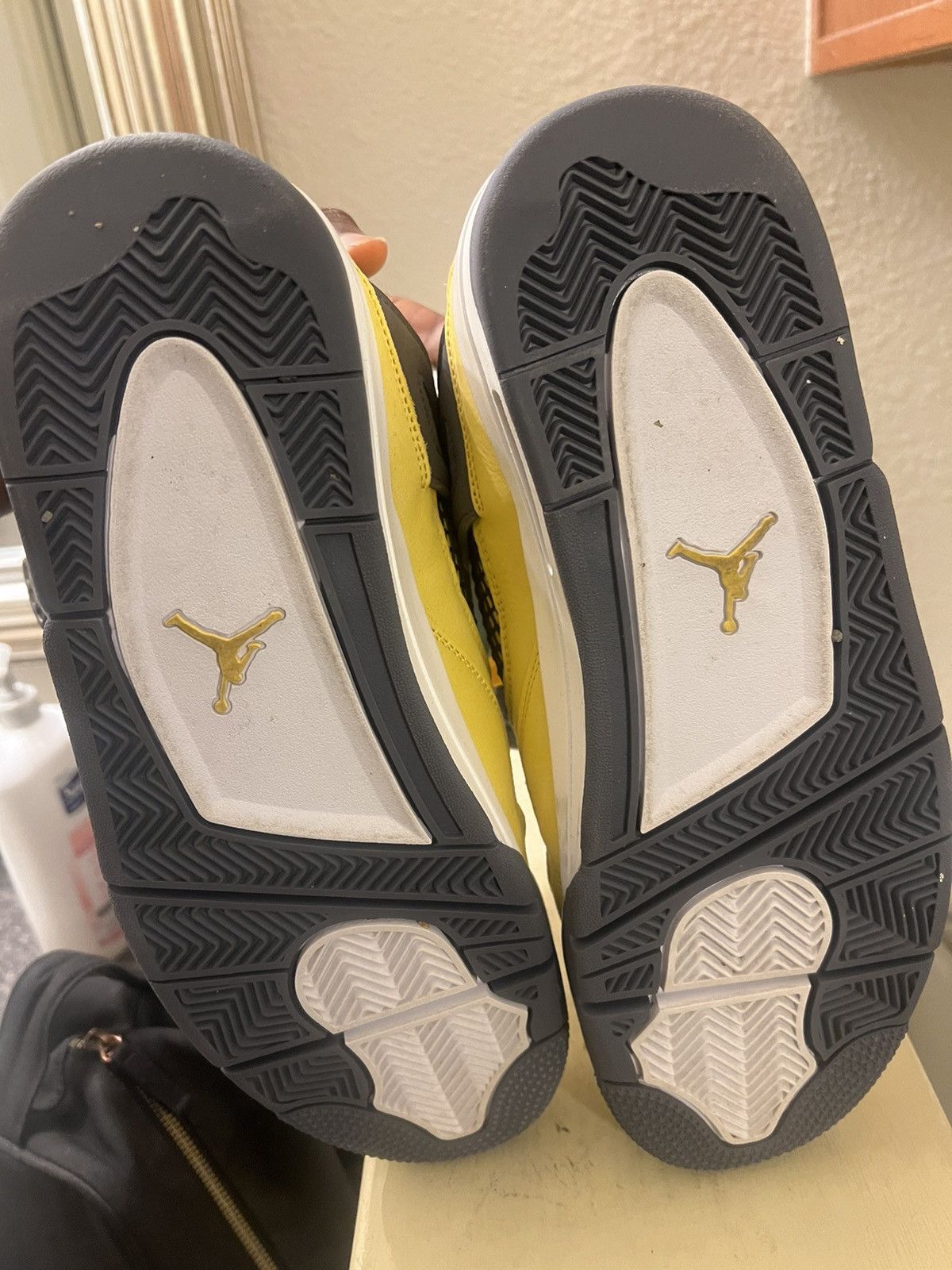 Jordan Brand Lightning 4 Jordans Size US 10 / EU 43 - 6 Thumbnail