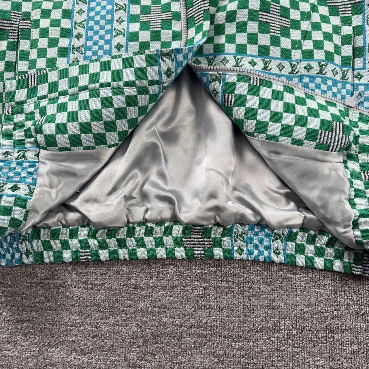 Louis Vuitton LV Green Checkered Print Coat. Size US M / EU 48-50 / 2 - 8 Thumbnail