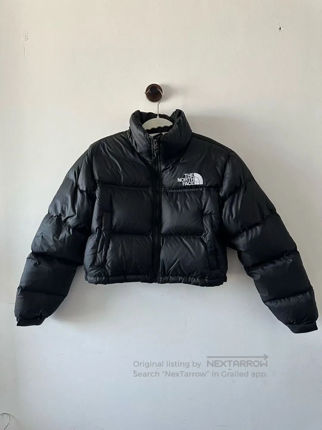 The North Face women's short black puffer jacket. Size S / US 4 / IT 40 - 1 Thumbnail