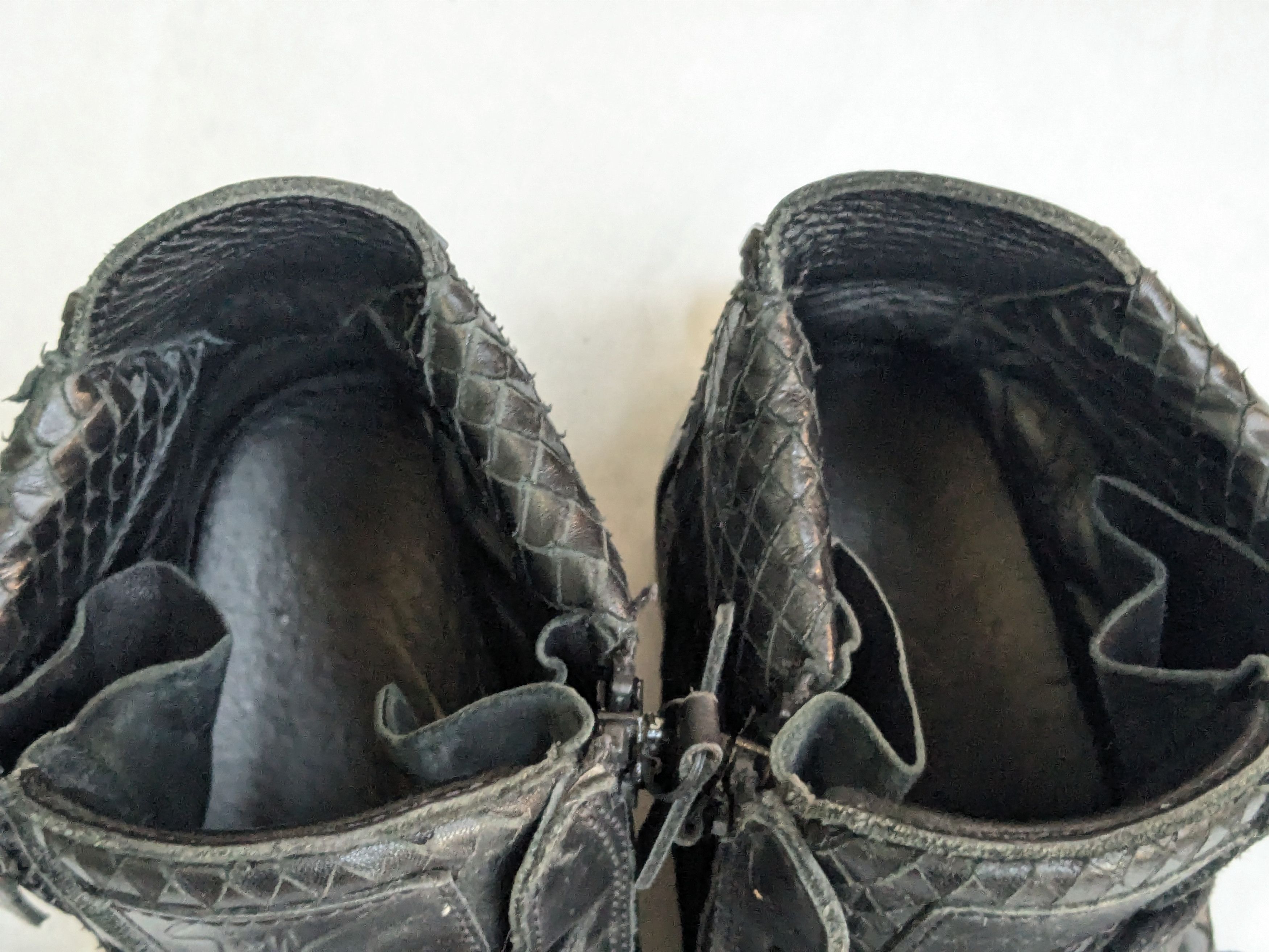 Giuseppe Zanotti Giuseppe Zanotti High Top Sneakers Black Snakeskin 9.5 42.5 Size US 9.5 / EU 42-43 - 6 Thumbnail