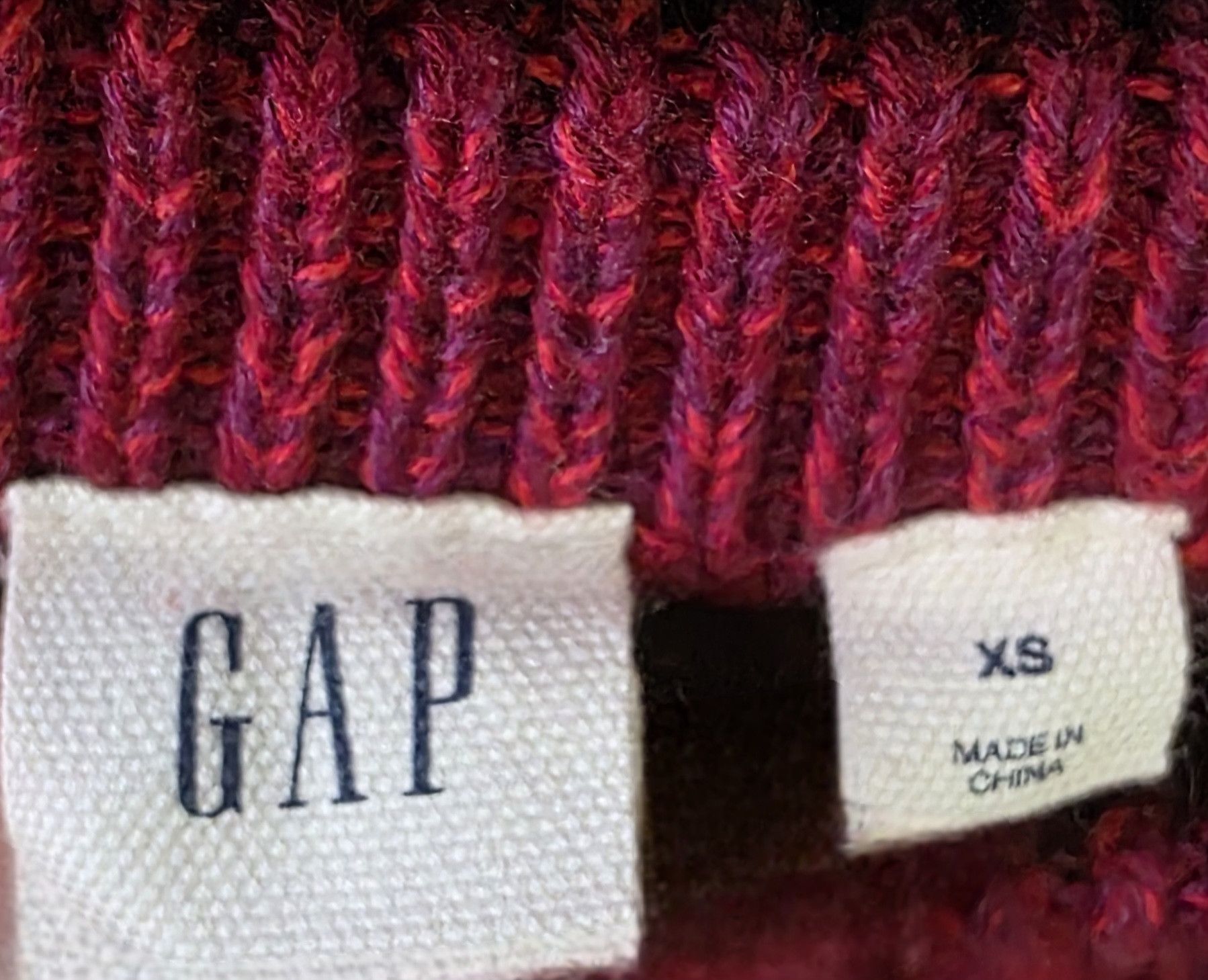 Gap GAP Heather Berry Cable Crew Neck Sweater Size XS Size XS / US 0-2 / IT 36-38 - 4 Thumbnail