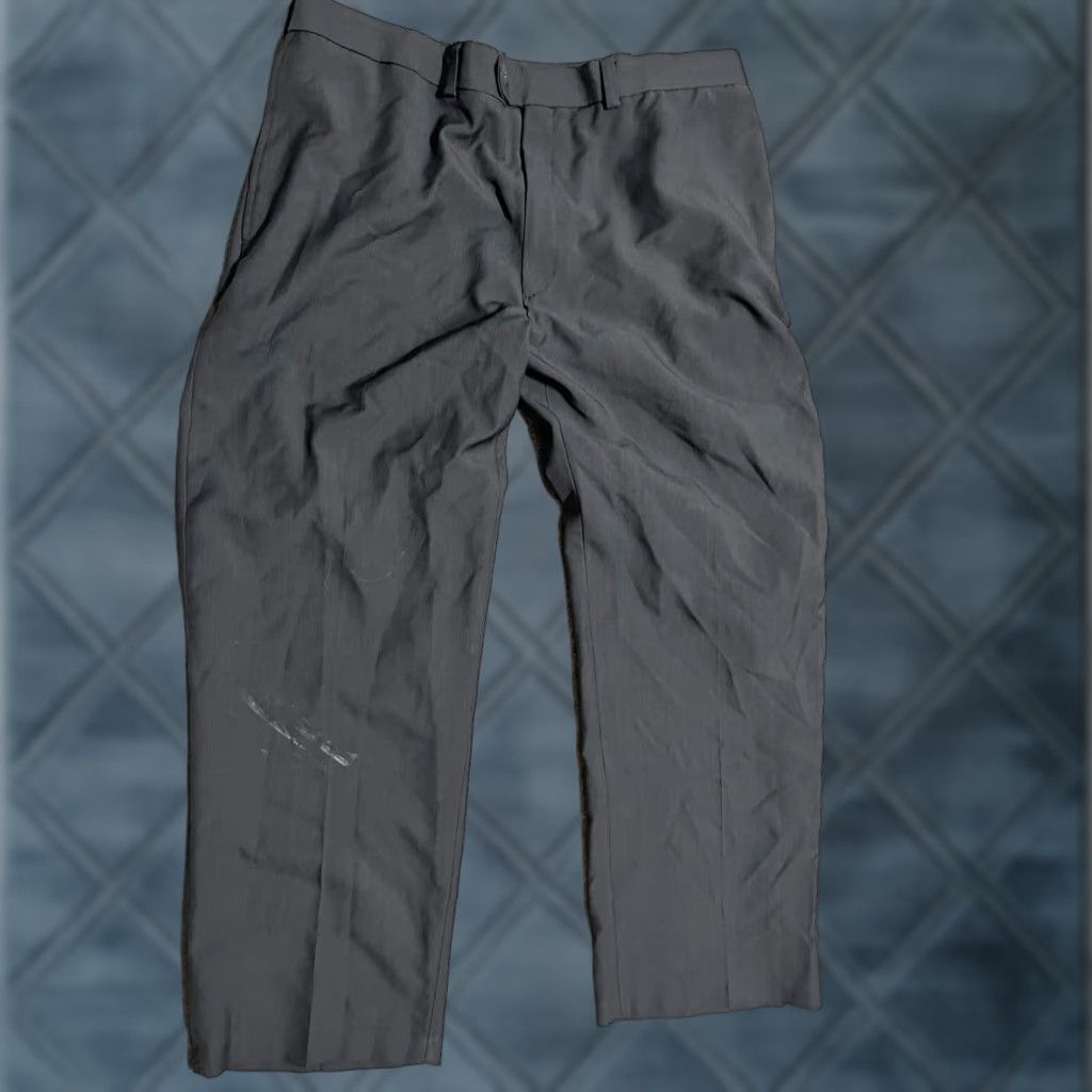 Haggar Haggar Gray Solid Polyester Flat Front Mens Dress Pants 40x29 Pants Regular Gray 40 Inseam 29 In Mens Dress Pants Haggar Size US 40 / EU 56 - 1 Thumbnail