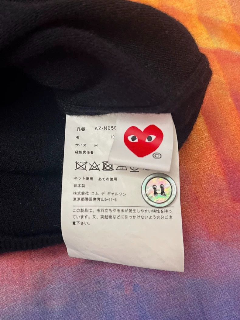 Comme des Garcons Comme Des Garcons Classic Black V-Neck Gold Heart Cardigan Size US M / EU 48-50 / 2 - 7 Thumbnail