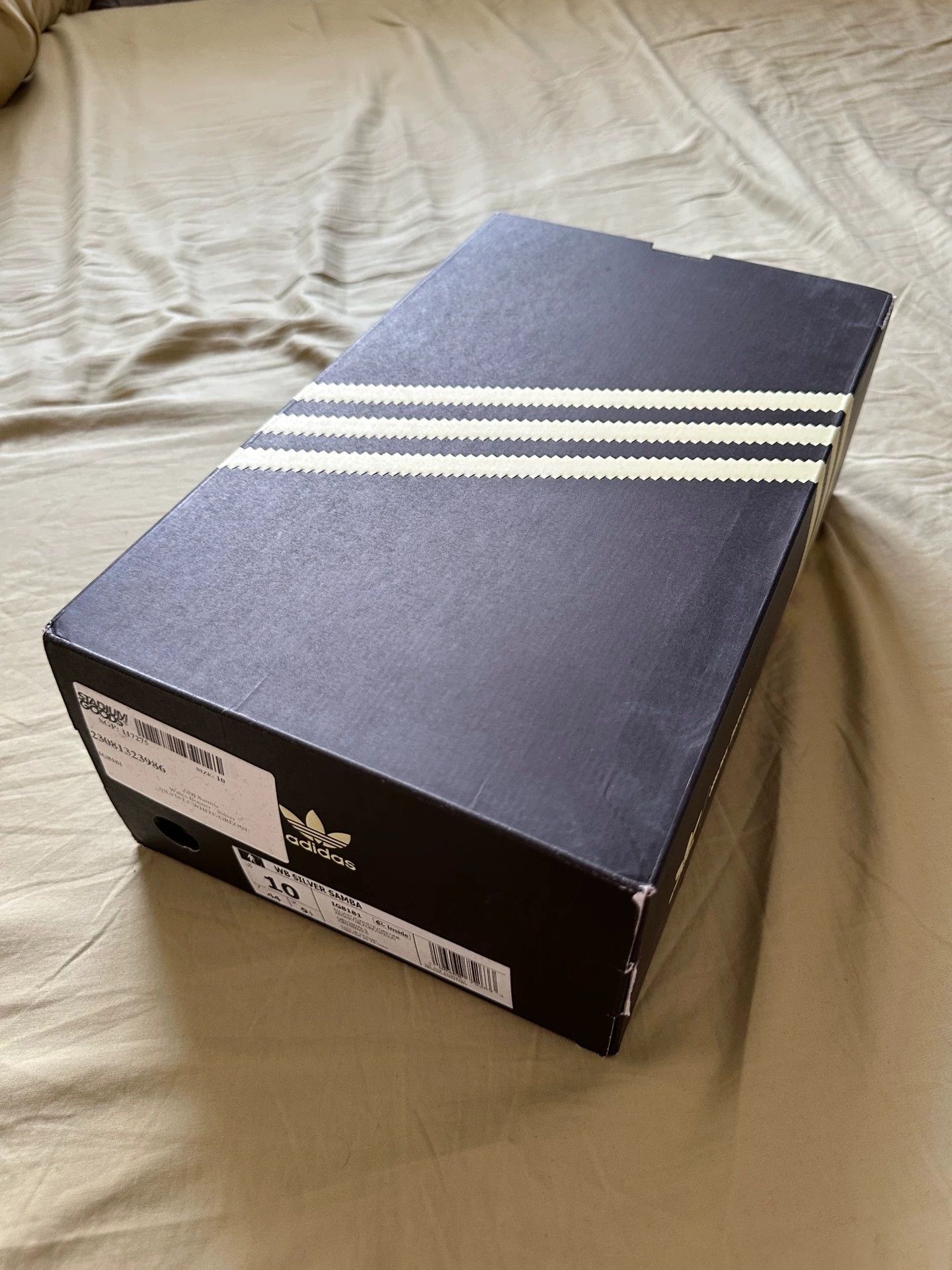 Wales Bonner Wales Bonner x adidas Samba Liquid Silver Super 44 Size US 10 / EU 43 - 7 Thumbnail