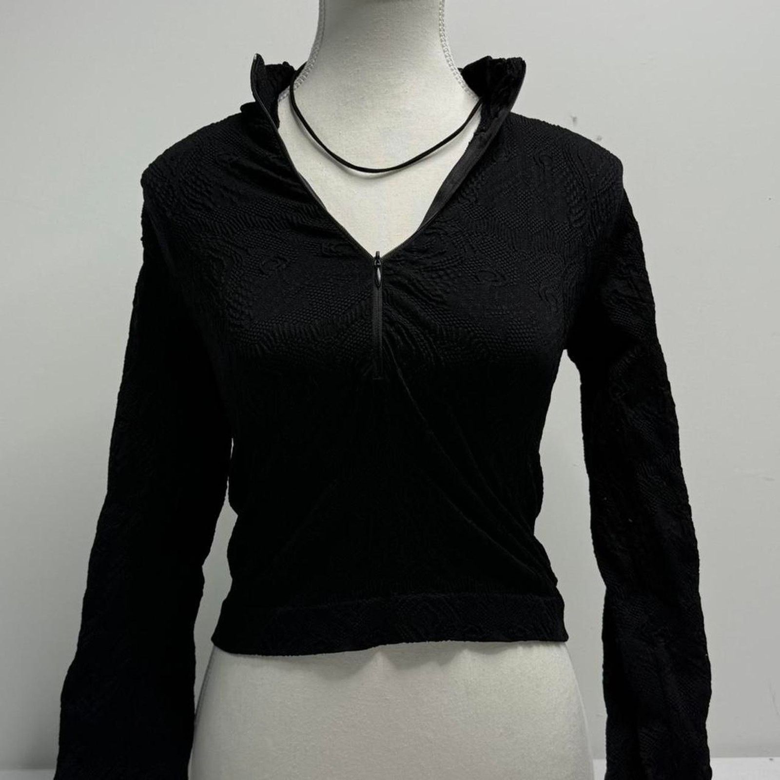 Urban Outfitters Urban Outfitters Size S Detailed Waist Cinching Zip Up Top Size S / US 4 / IT 40 - 1 Thumbnail
