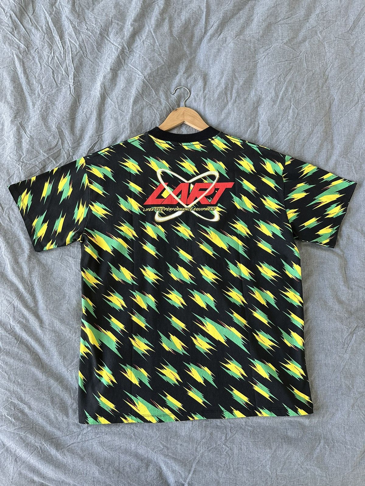 Kar Arthur Kar Karacing 90 Performance Graphic Tee Jersey LART Size US L / EU 52-54 / 3 - 2 Thumbnail