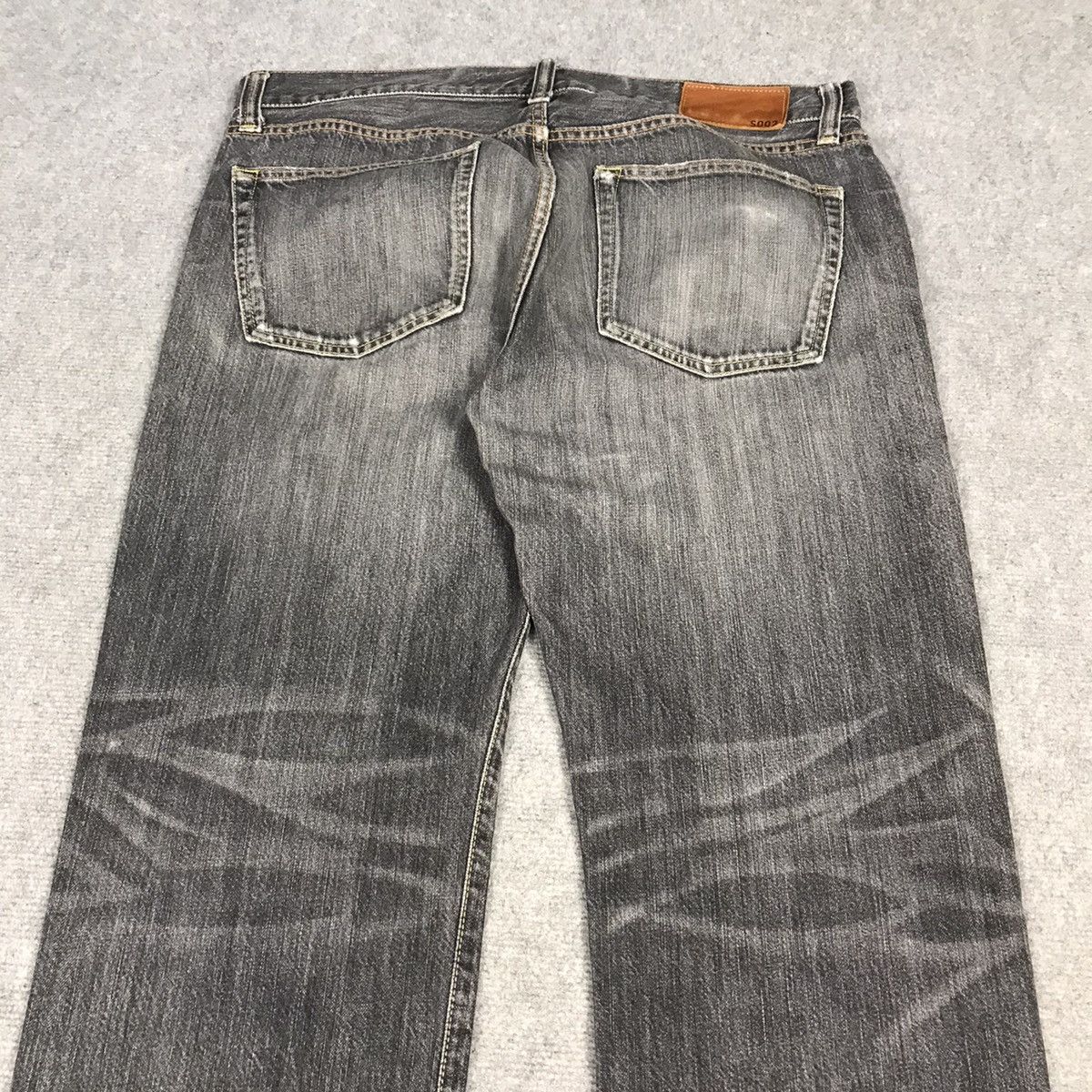 Japanese Brand × Jun Takahashi Distressed Uniqlo japan denim Black faded pants Size US 36 / EU 52 - 11 Thumbnail