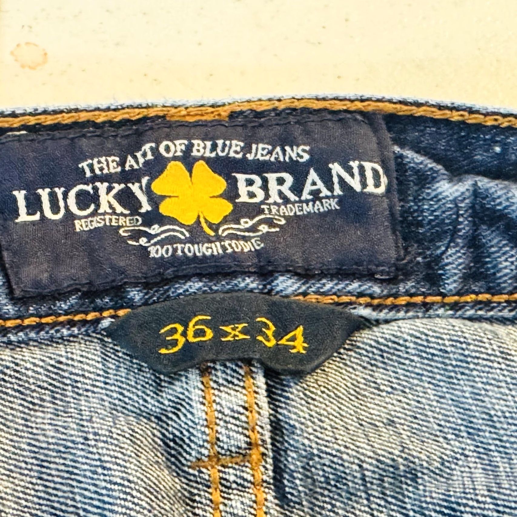Lucky Brand Lucky Brand 221 Original Straight Jeans Mens 36x34 Blue Light Wash Denim Size US 36 / EU 52 - 7 Thumbnail