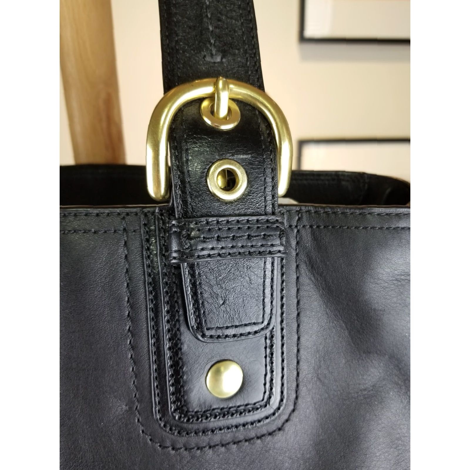 Coach VINTAGE COACH BLACK LEATHER SHOULDER HANDBAG SZ 15X8X5 INCH Womens Bag Leather PVC Checkered Pattern Shoulder Bag Lined 1990s 2000s Size ONE SIZE - 2 Thumbnail