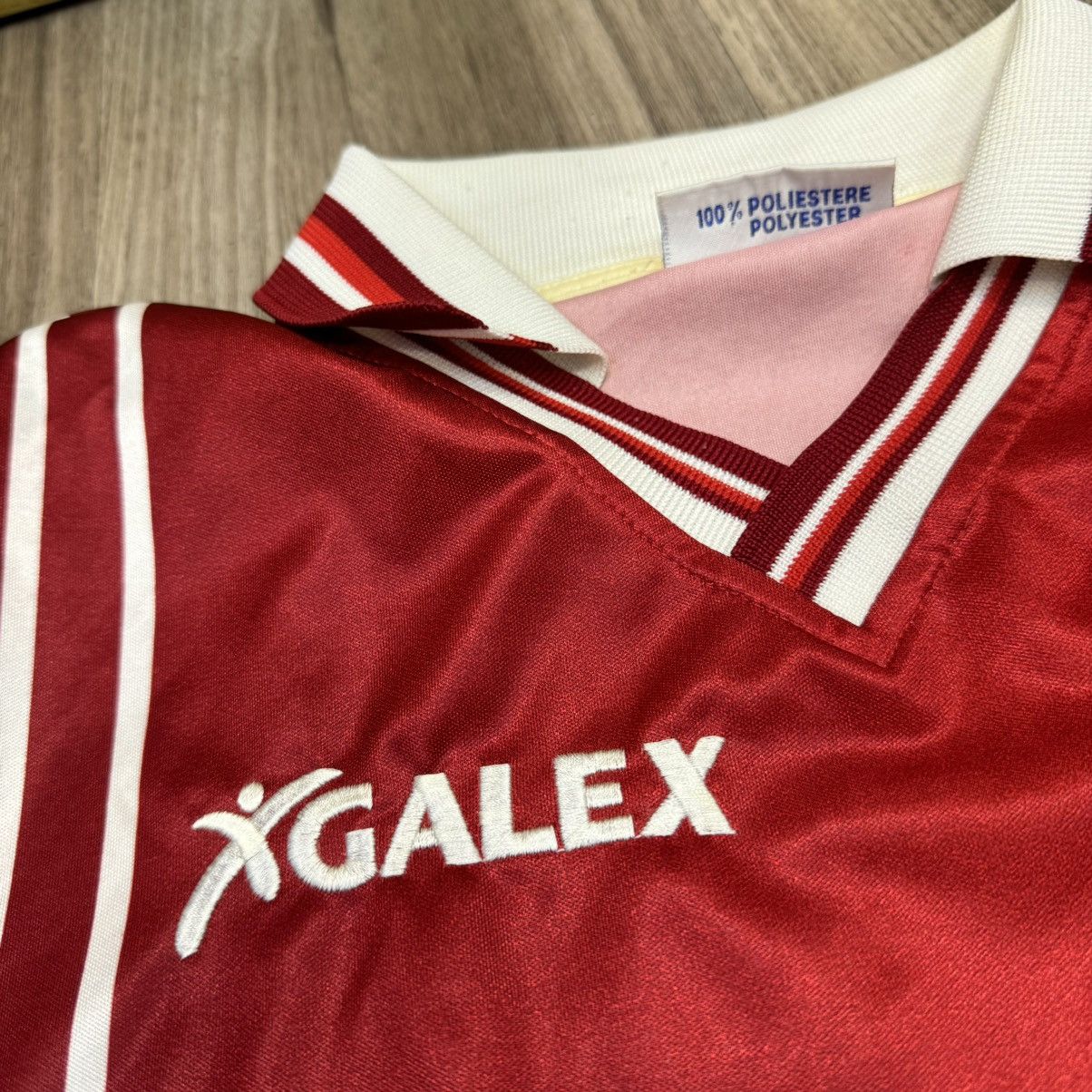 Vintage Perugia 98/99 player issue home shirt #7 nakata Size US L / EU 52-54 / 3 - 4 Thumbnail