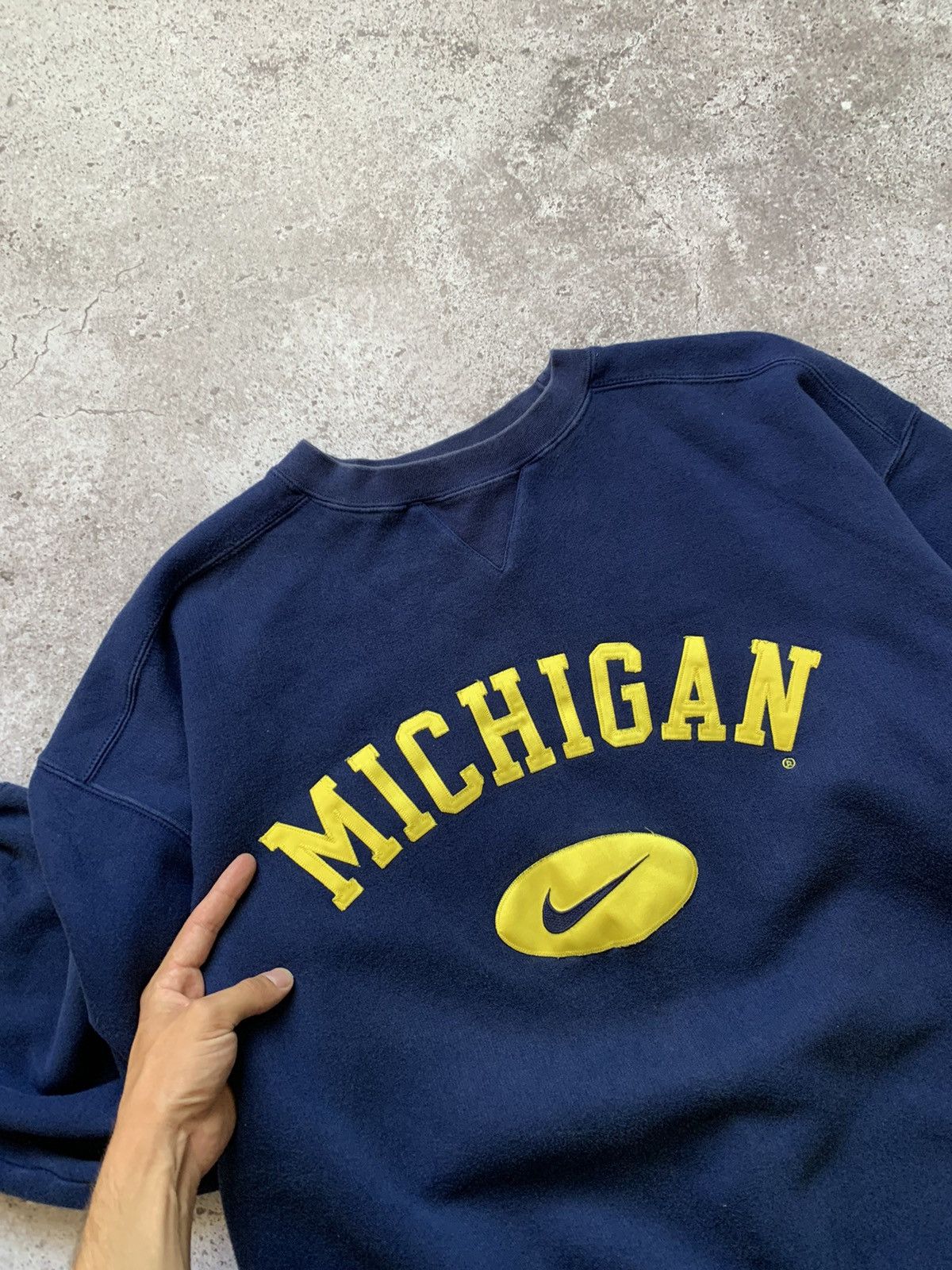 Nike × Vintage Vintage Nike Michigan Center Swoosh Sweatshirt Blue Large Size US XL / EU 56 / 4 - 2 Thumbnail