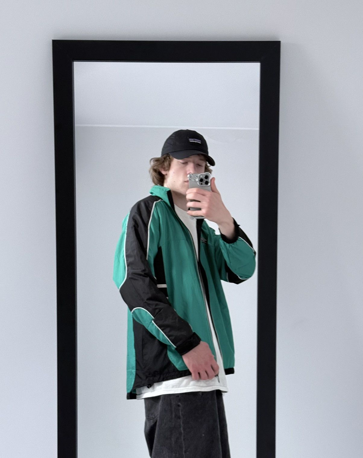 Umbro Vintage Umbro y2k avantgarde streetwear jacket Size US XL / EU 56 / 4 - 4 Thumbnail