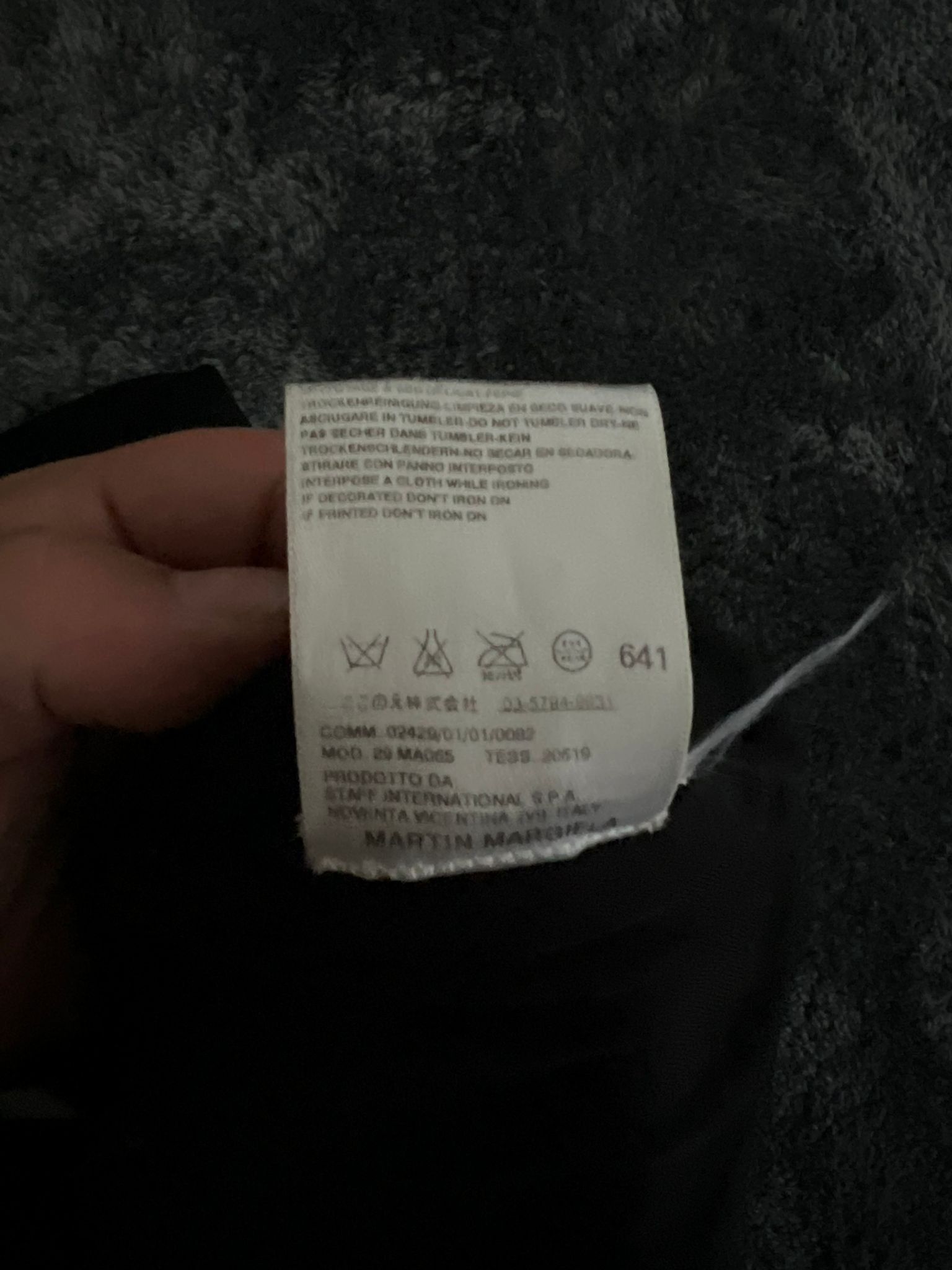 Maison Margiela FW08 Curved Zip Up Skirt Size 28" / US 6 / IT 42 - 11 Thumbnail