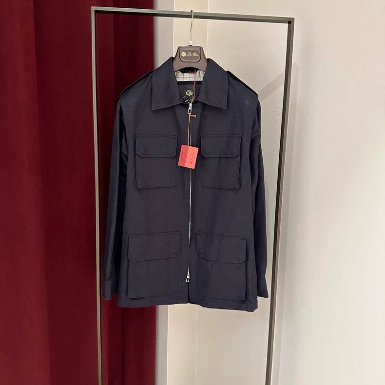 LORO PIANA Men's waterproof lapel hunting jacket