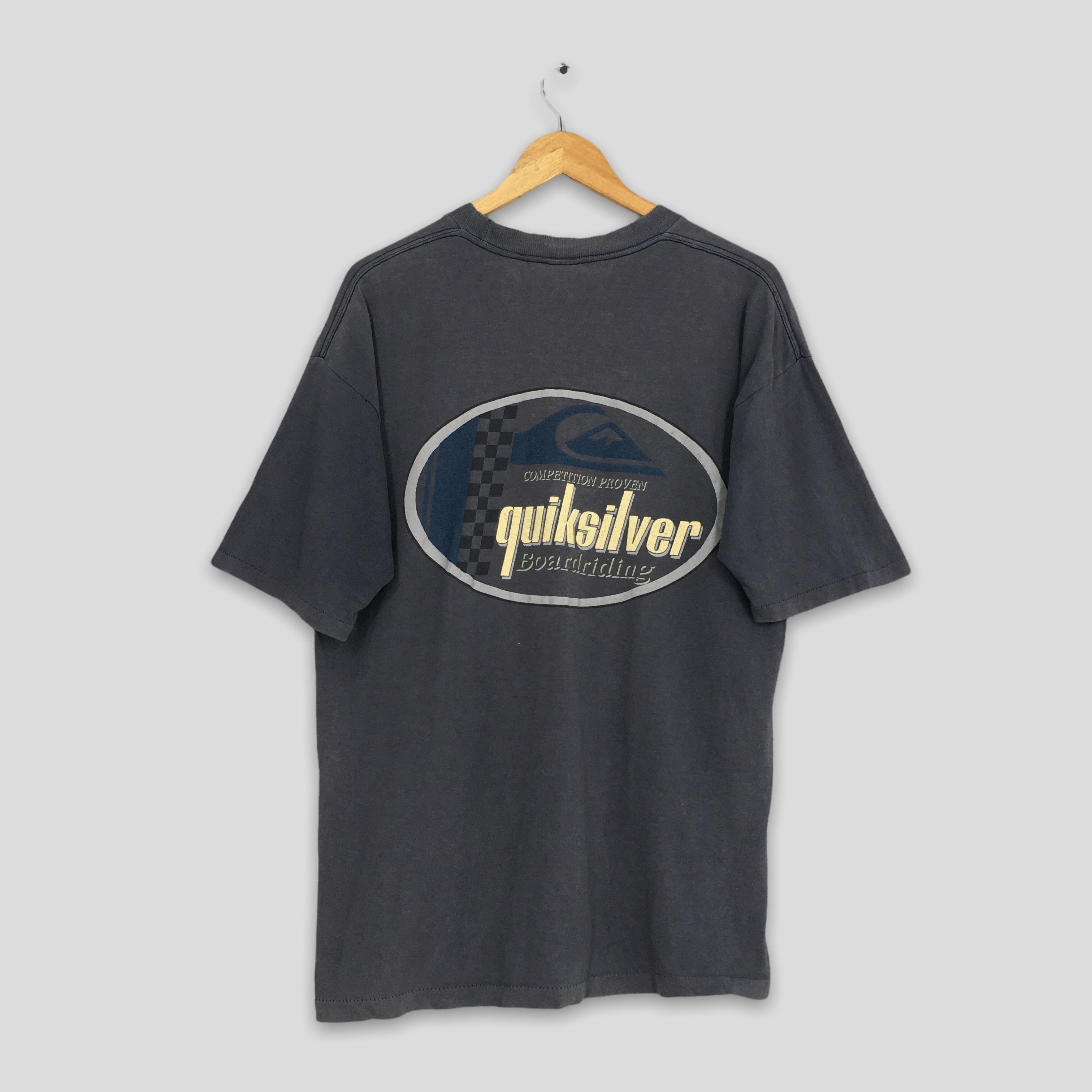 Quiksilver Vintage 90's Quiksilver Boardriding Surf T shirt Large Size US L / EU 52-54 / 3 - 1 Thumbnail
