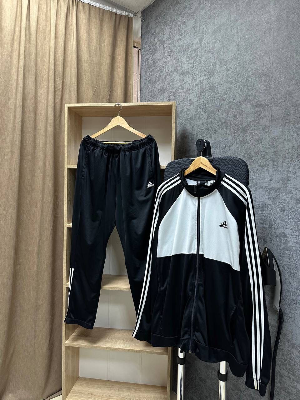 Adidas × Vintage Vintage Adidas Black Sportswear Tracksuit Size US XL / EU 56 / 4 - 8 Thumbnail