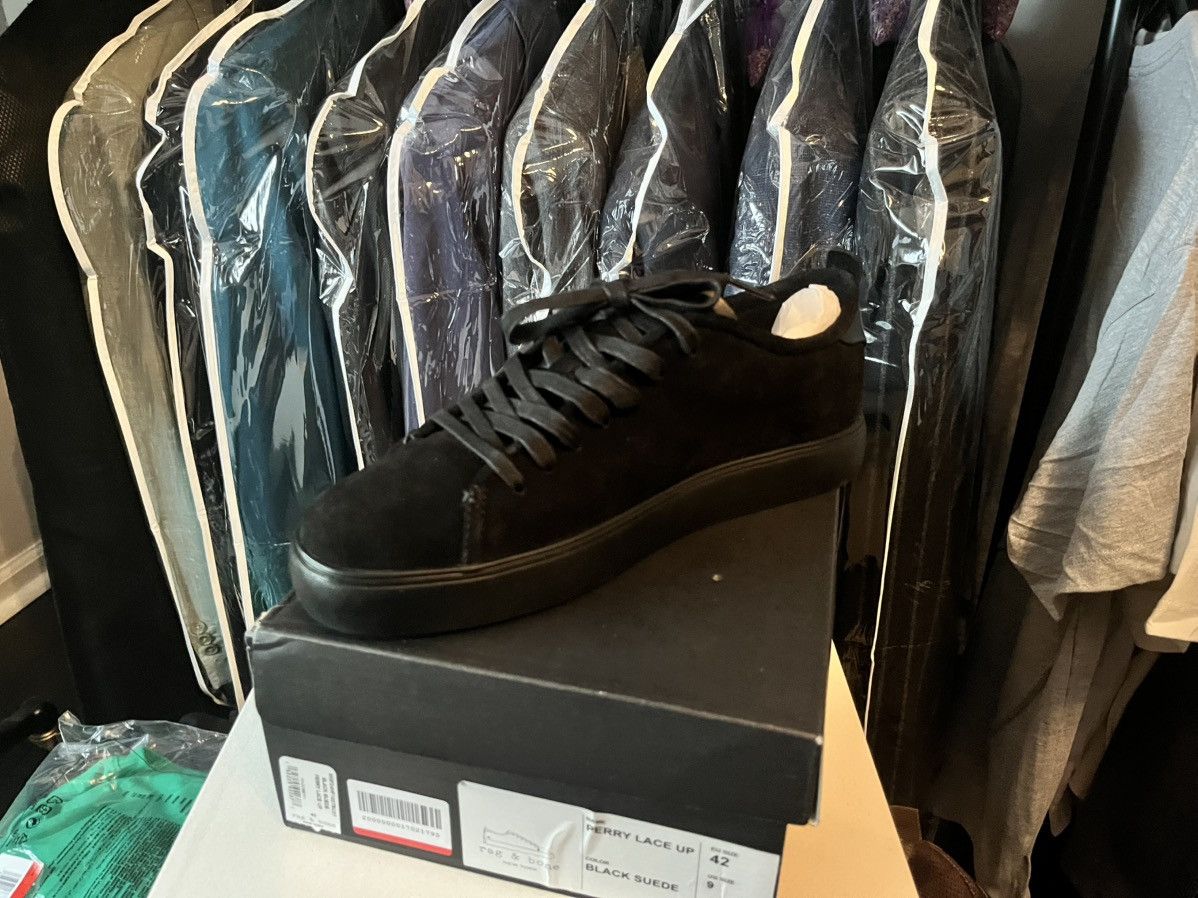 Rag & Bone Rag & Bone Perry suede sneakers size 9 size 42. $320 retail Size US 9 / EU 42 - 7 Thumbnail